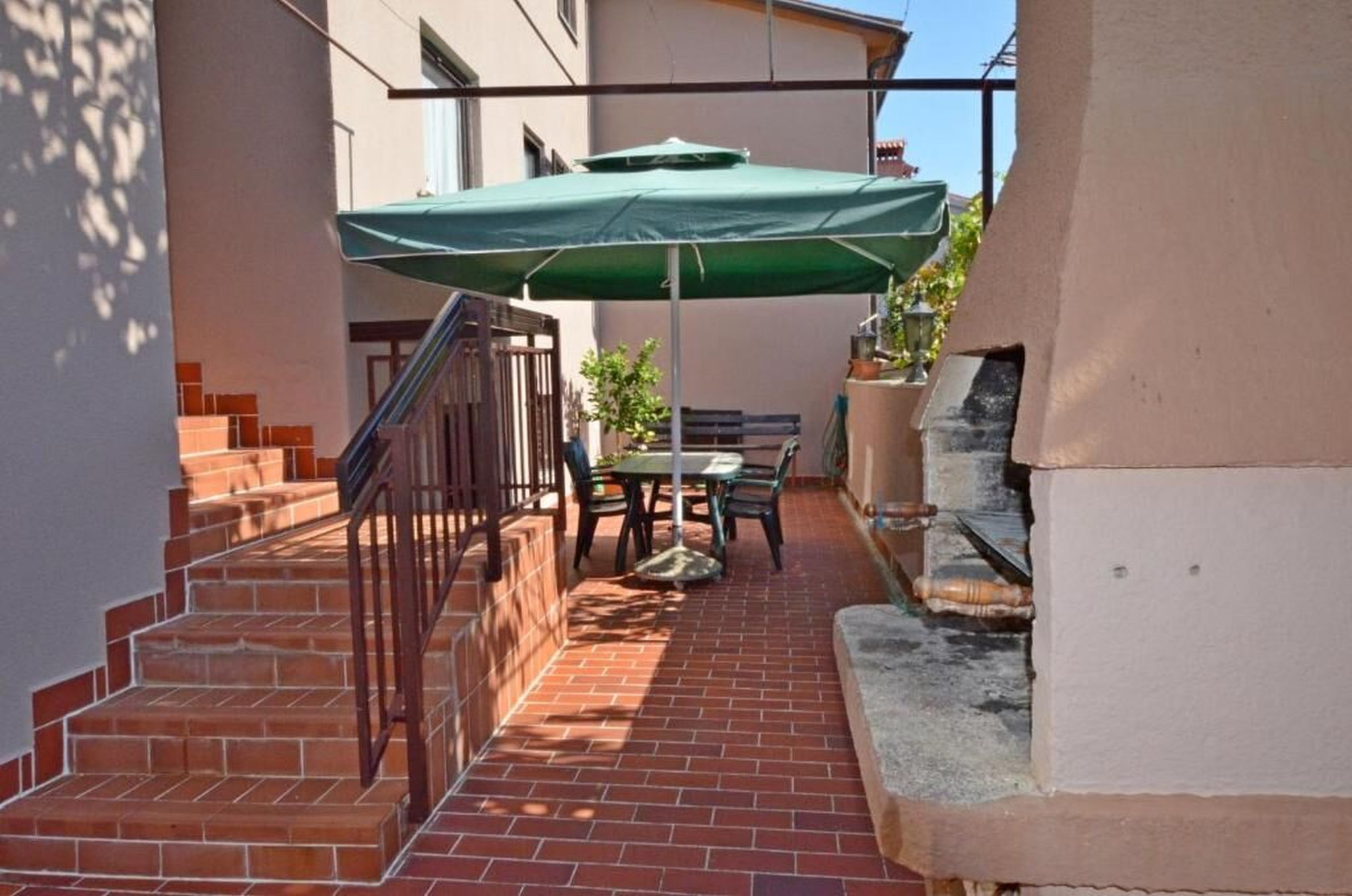 Apartments and Rooms Viktorija 71911-A2