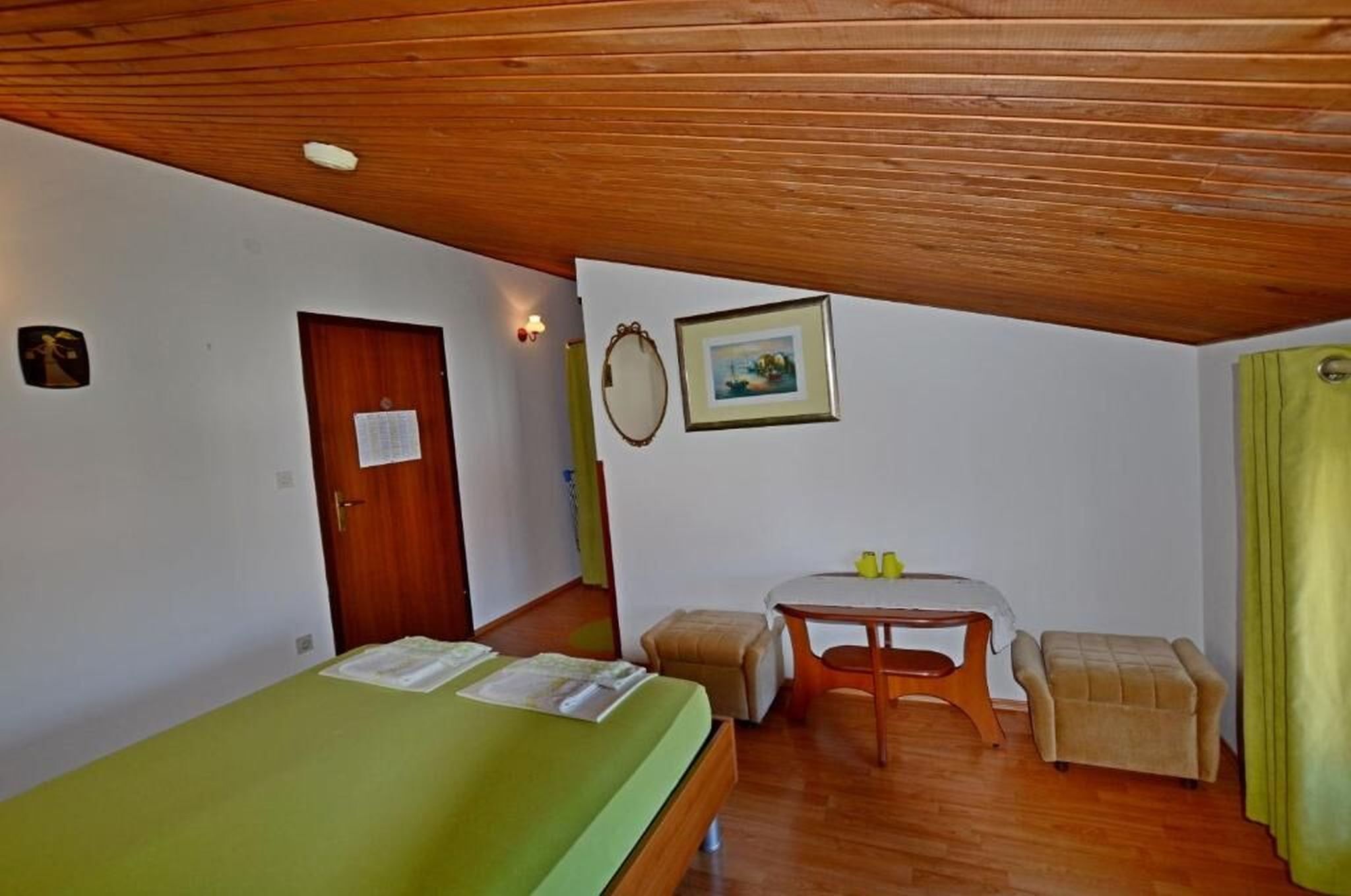 Apartments and Rooms Viktorija 71911-S3