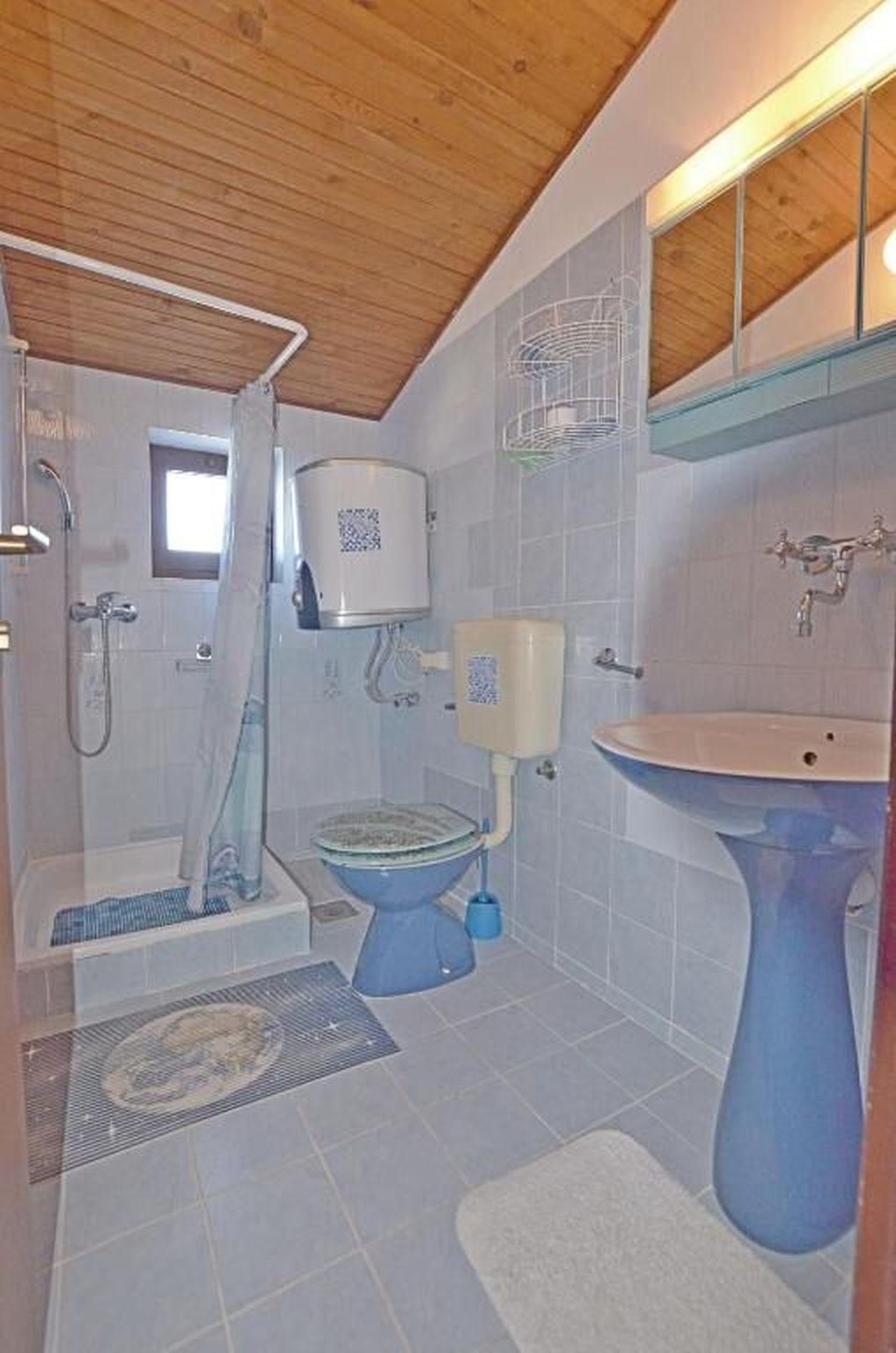 Apartments and Rooms Viktorija 71911-S4