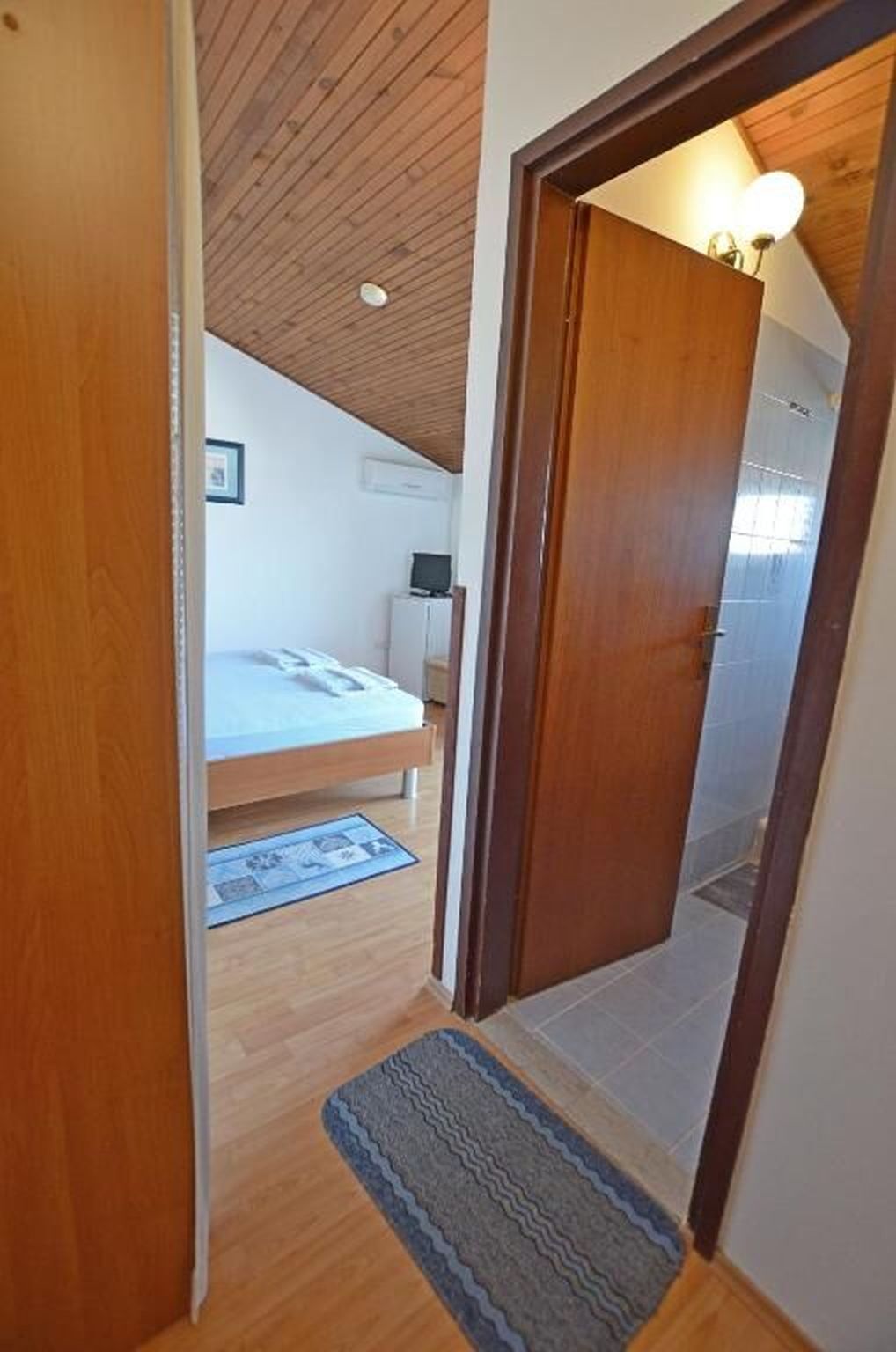 Apartments and Rooms Viktorija 71911-S4