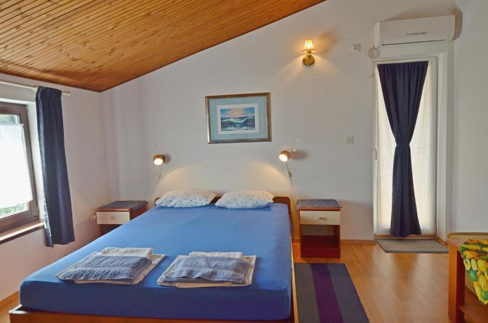 Apartments and Rooms Viktorija 71911-S5