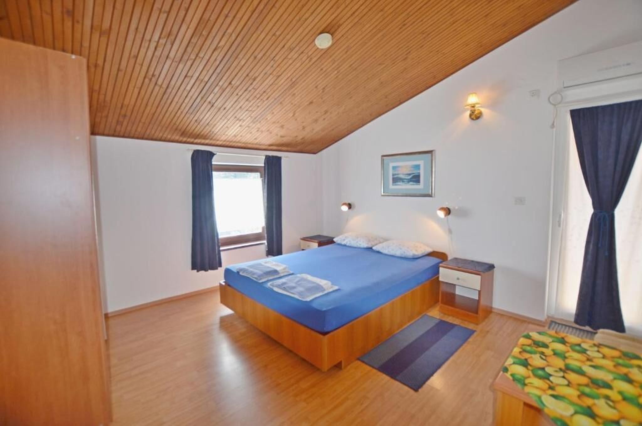 Apartments and Rooms Viktorija 71911-S5