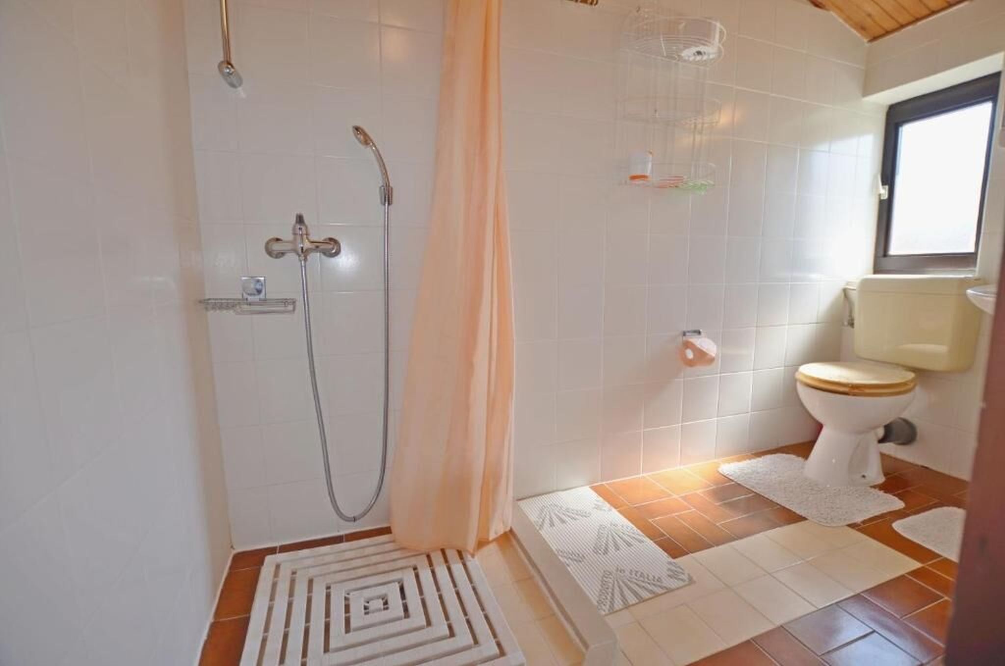 Apartments and Rooms Viktorija 71911-S5