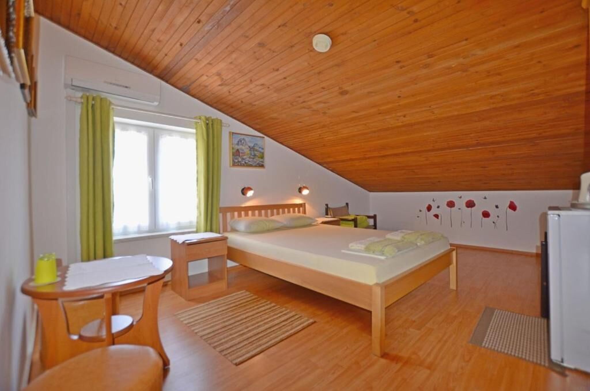 Apartments and Rooms Viktorija 71911-S6