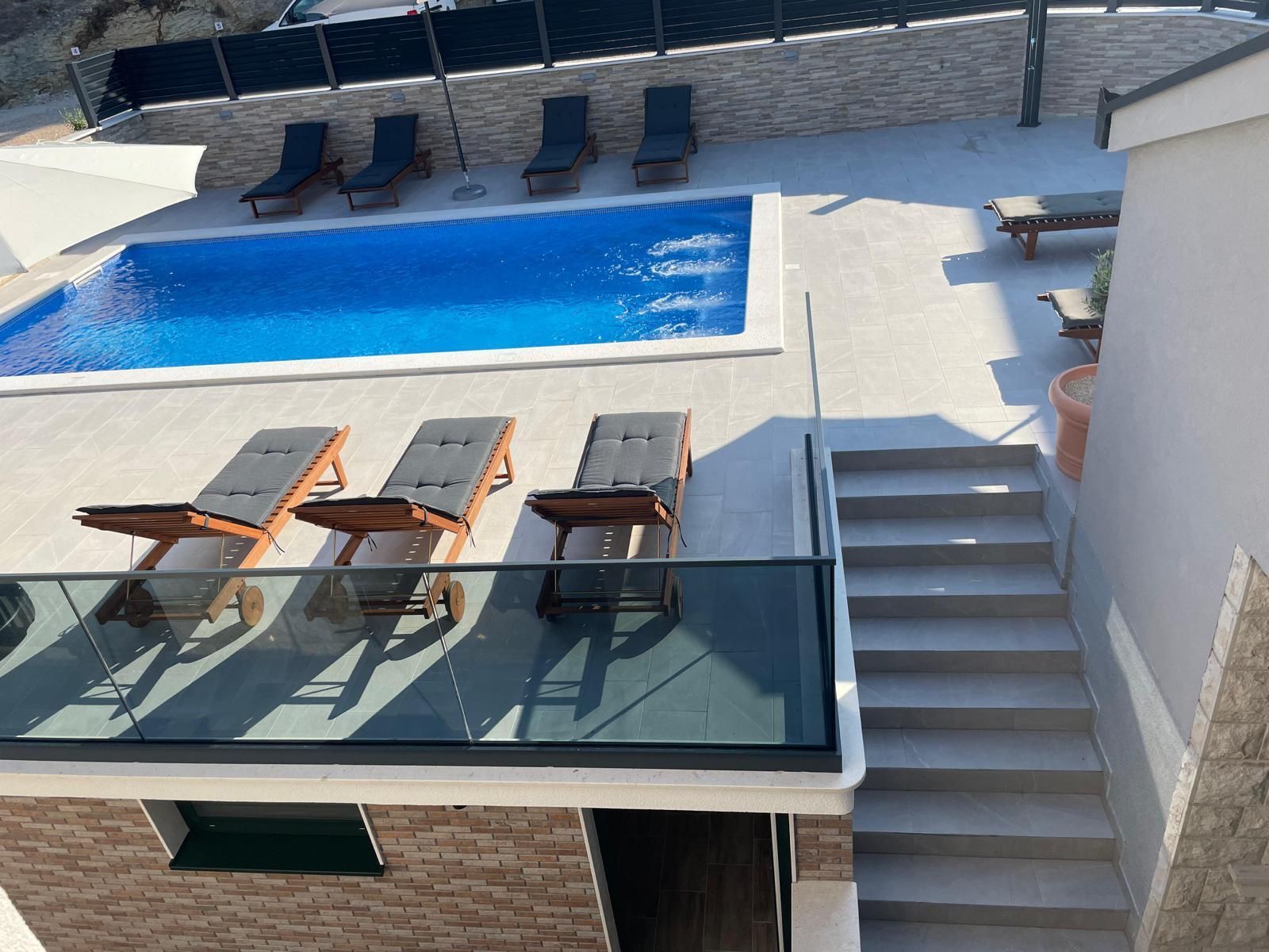 Apartments Villa Milas with pool 99601-A2
