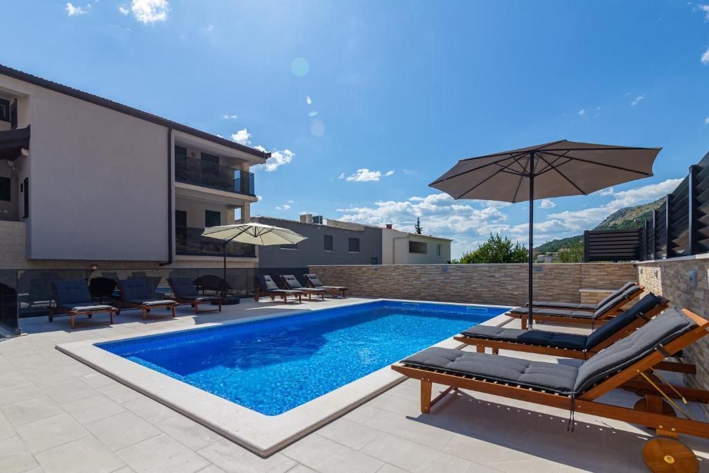 Apartmani Villa Milas with pool A7
