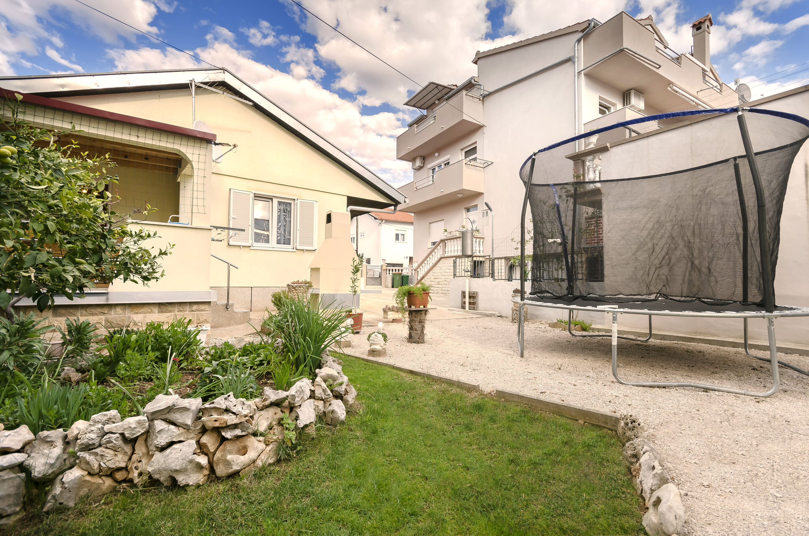 House Rajka I 49711-K1