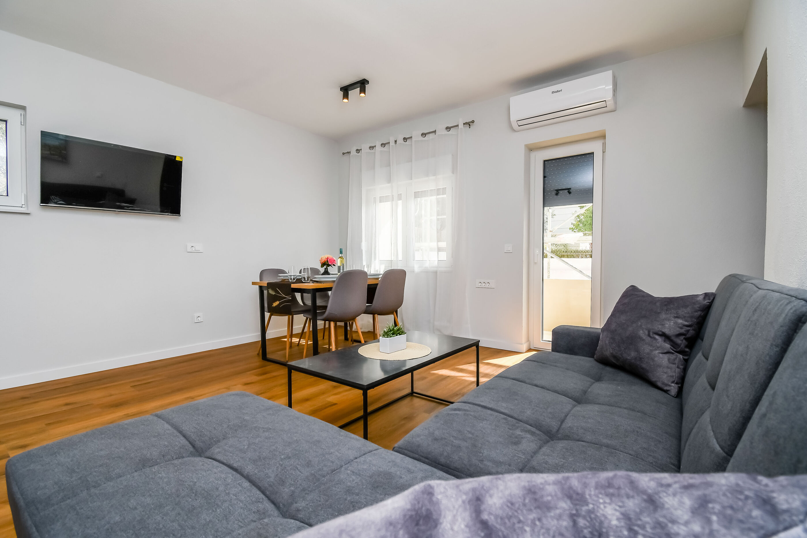Apartments Neli 99851-A4