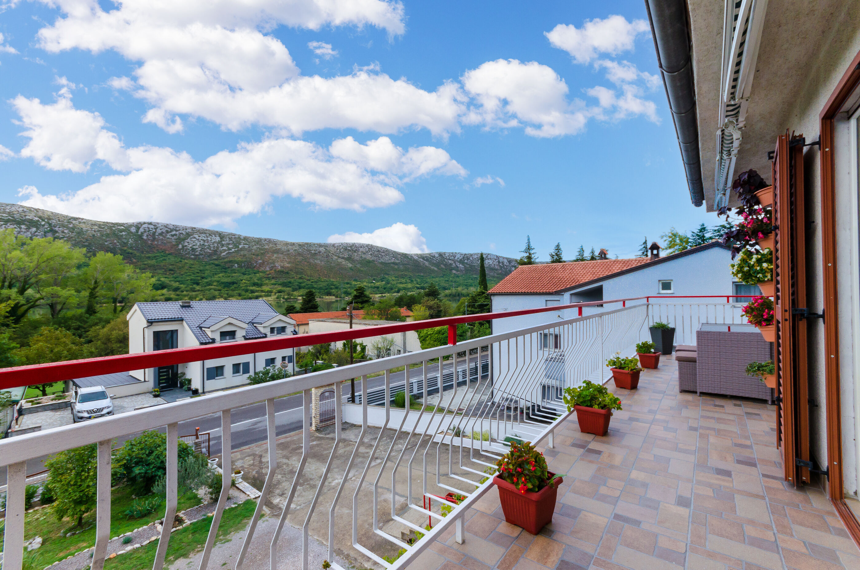 Apartment Ivona 89911-A1