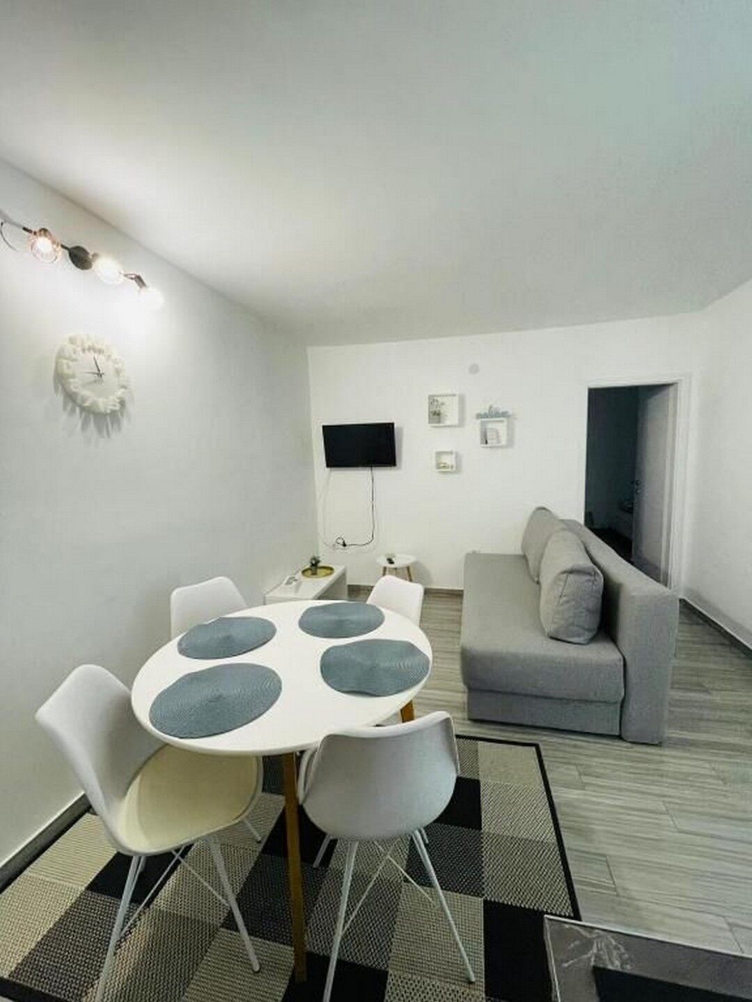 Apartments Olympia Beach 94261-A2