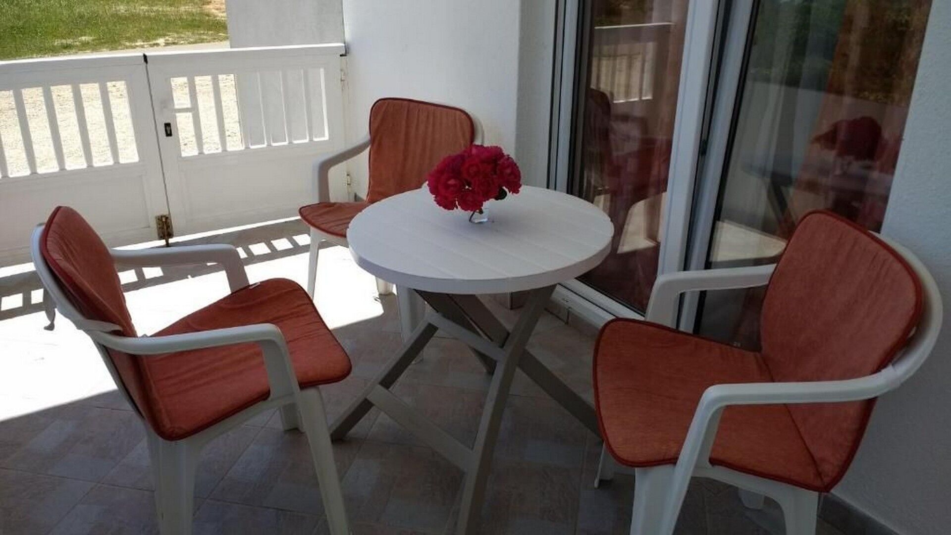 Apartments Ivica 93751-A1