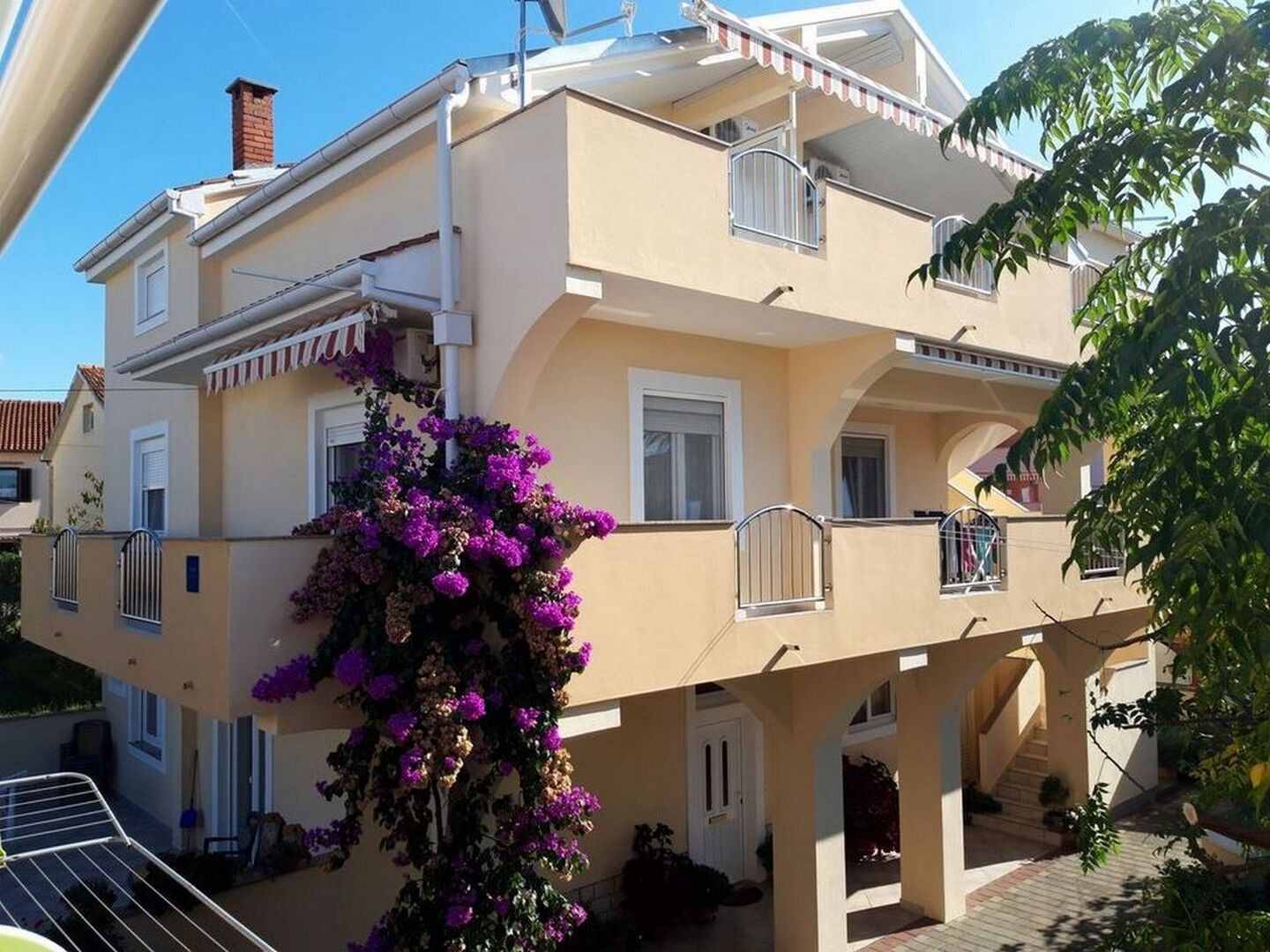 Apartments Mira Accommodation in Zadar