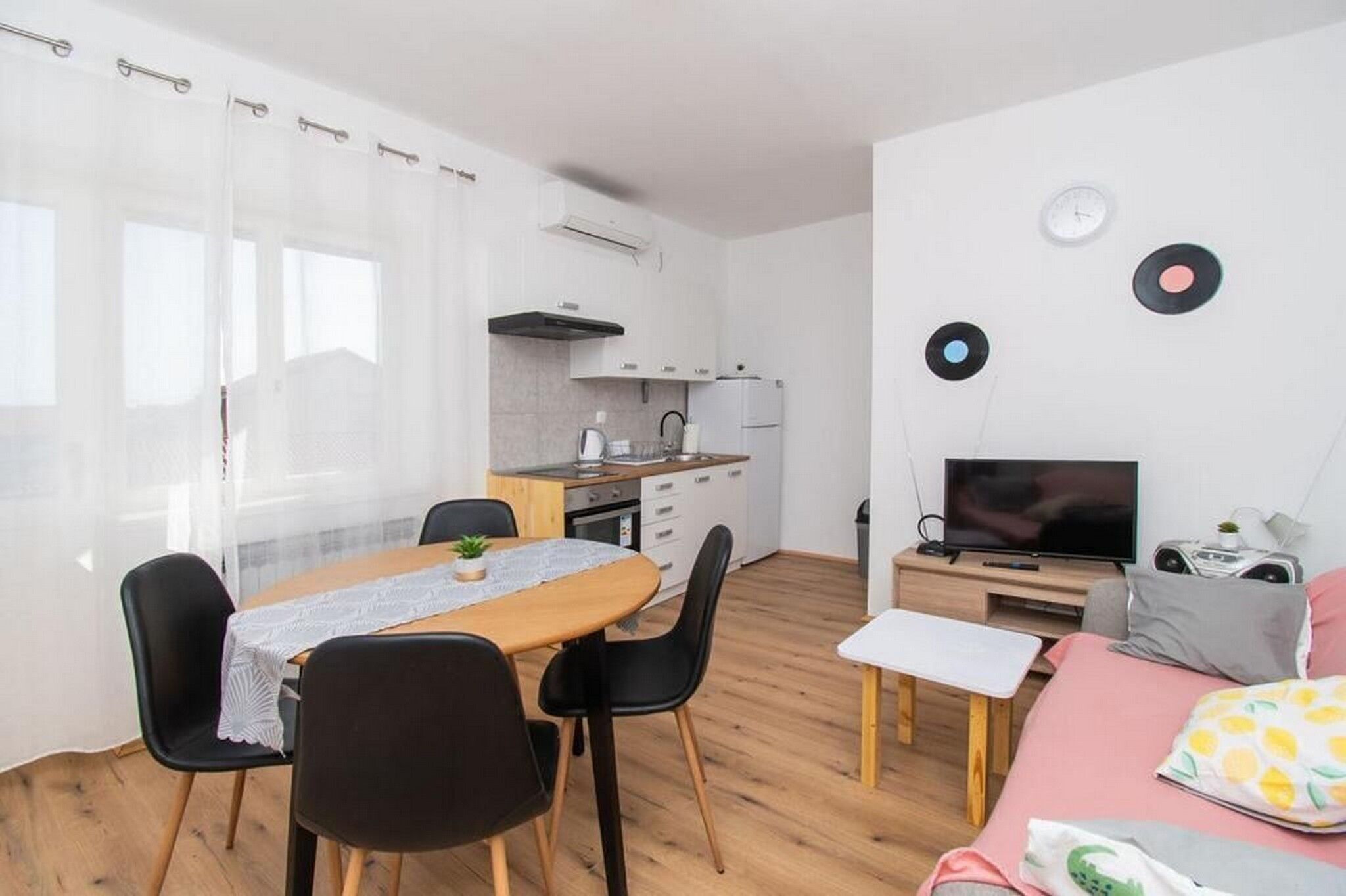 Apartment Near the center and beach 24541-A1