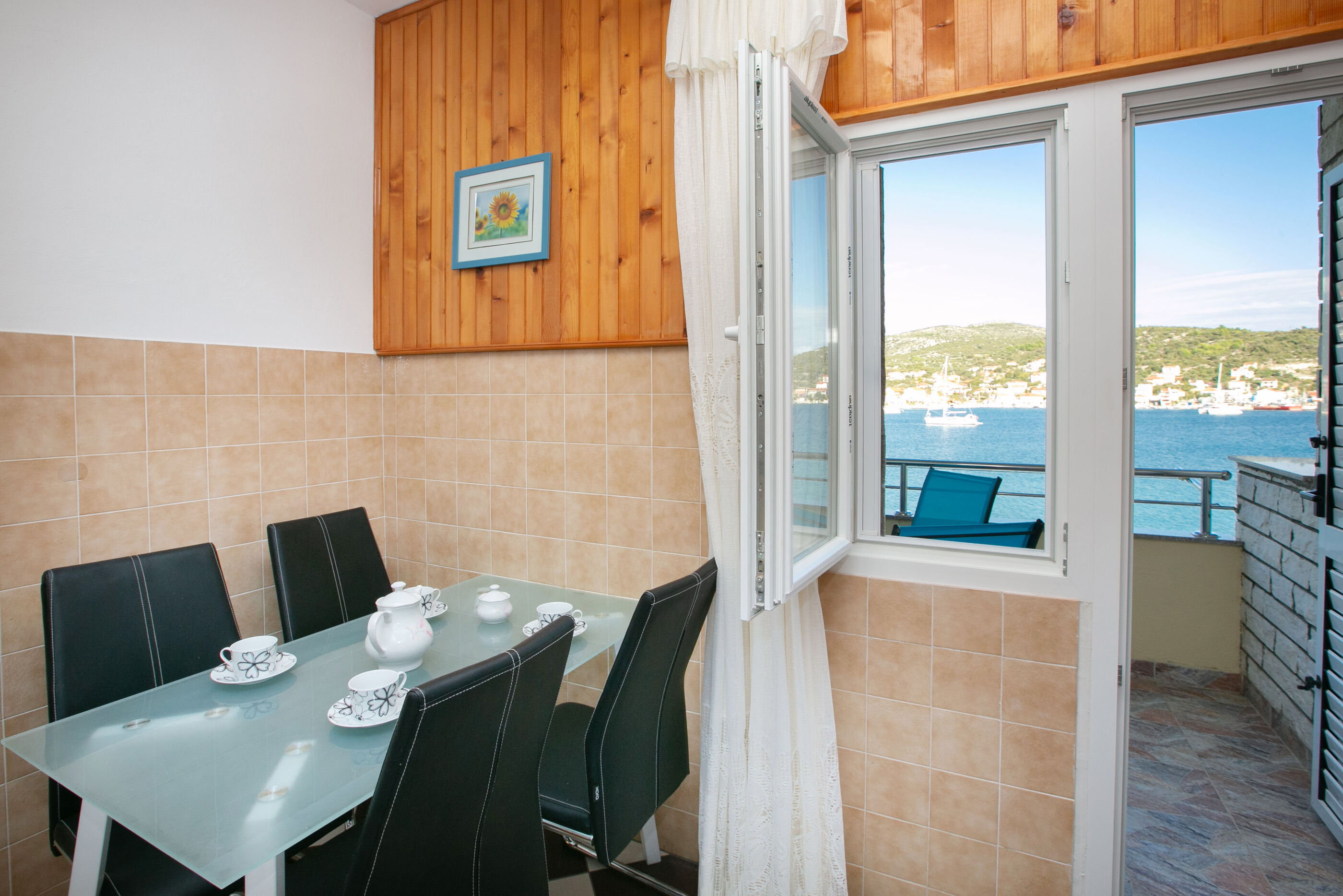 Apartments Tiho 99951-A2