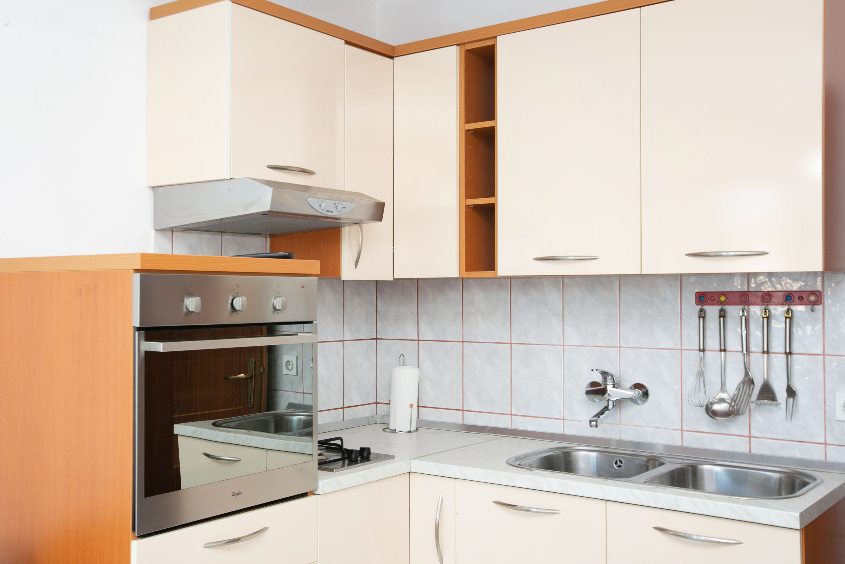 Apartments Tiho II 99952-A5