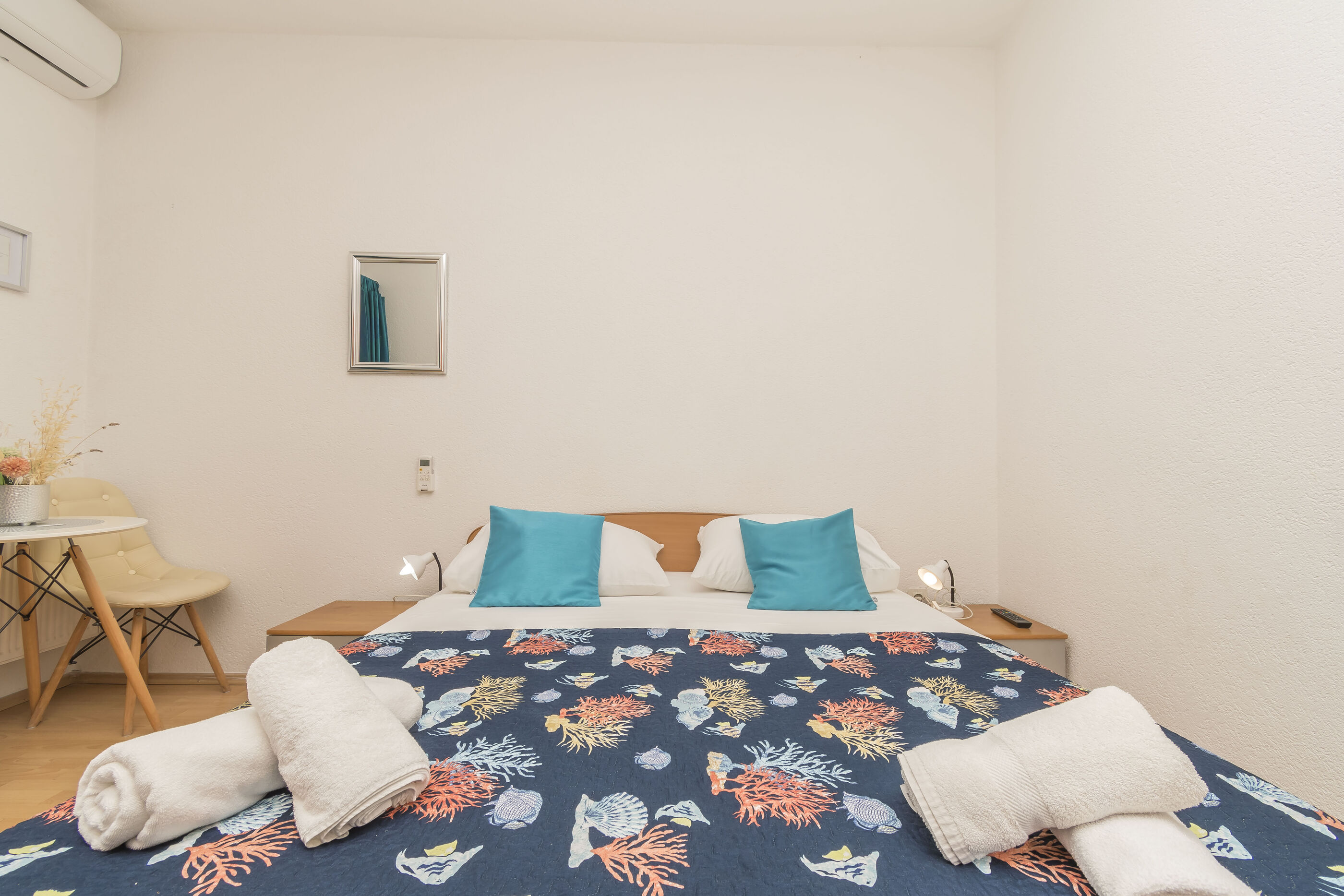 Apartments Villaarta Murter 98791-A1