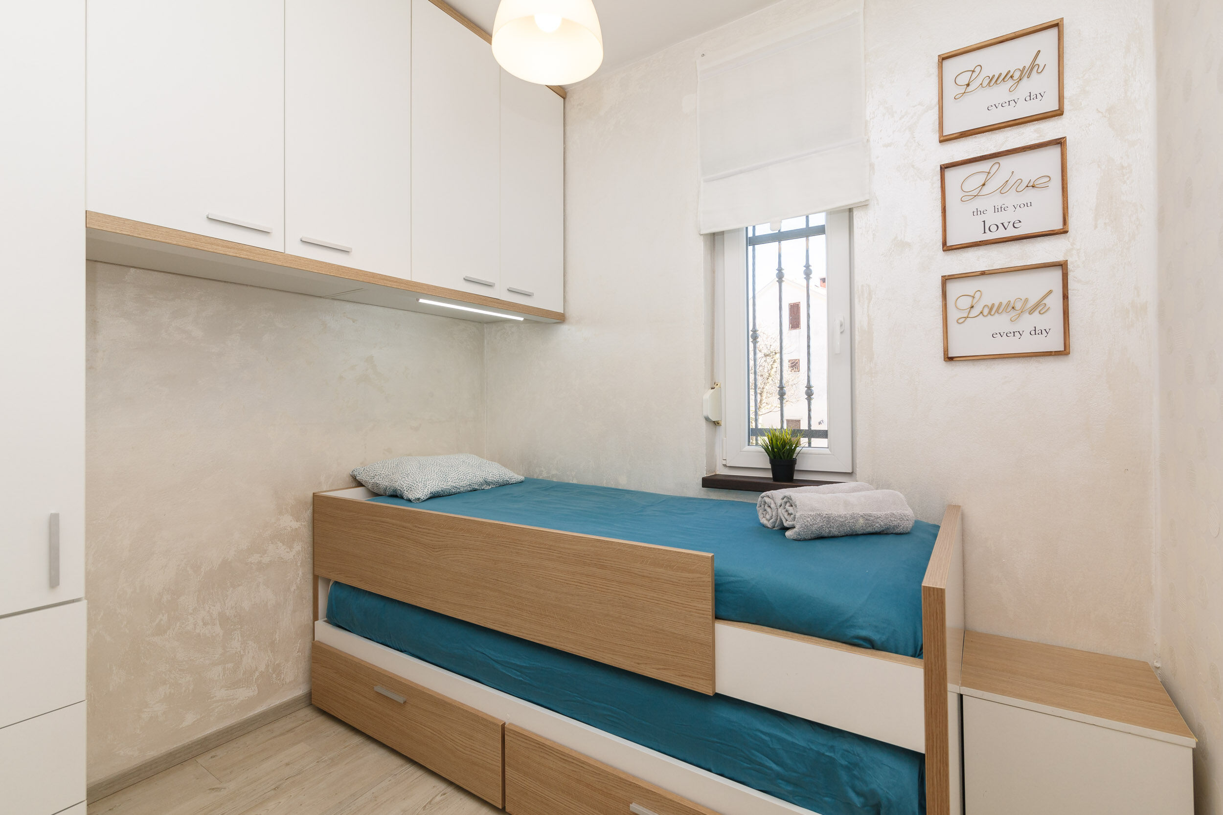 House Jenny 77791-A1