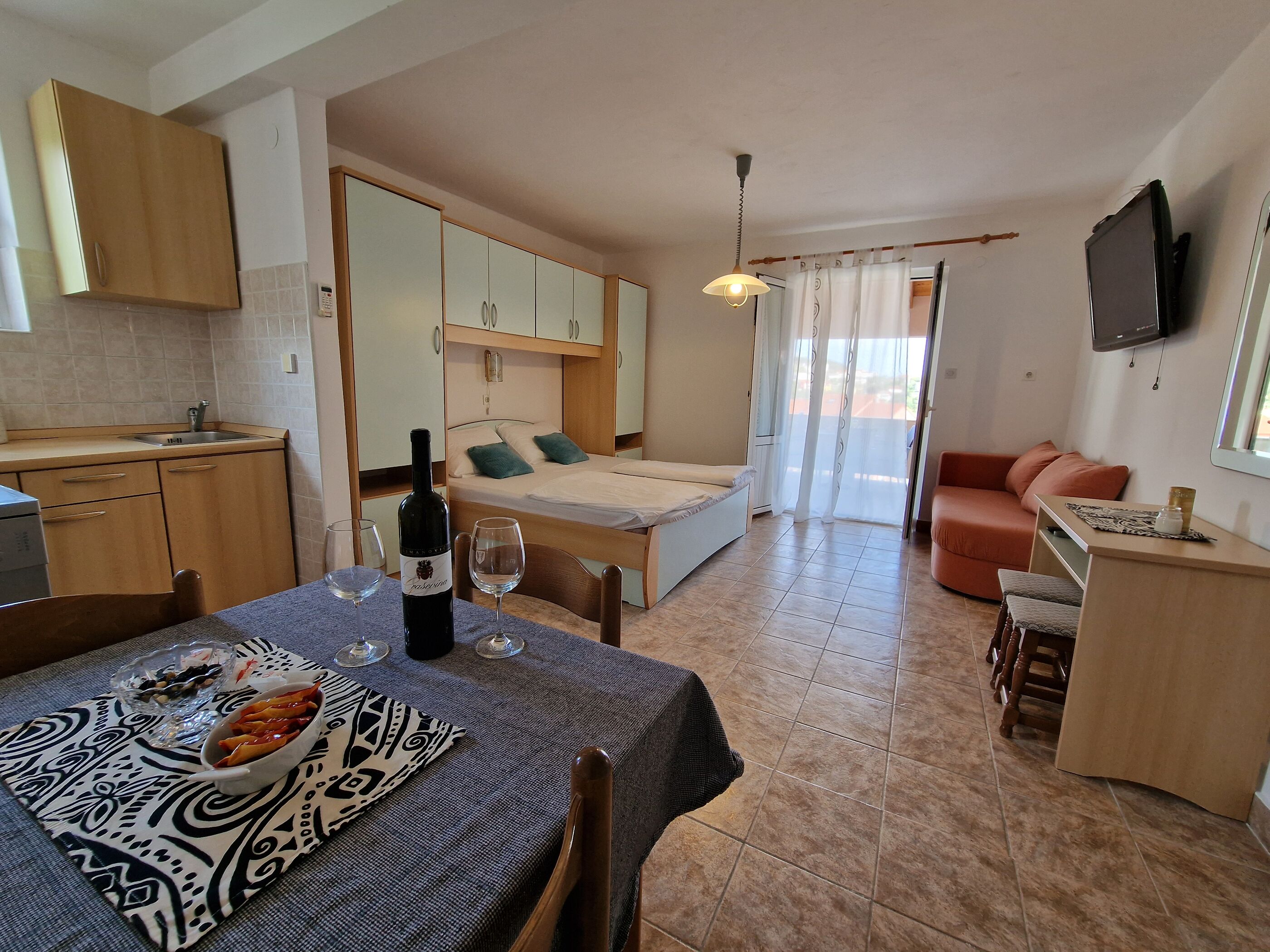 Apartment and Rooms Zora 99911-A1