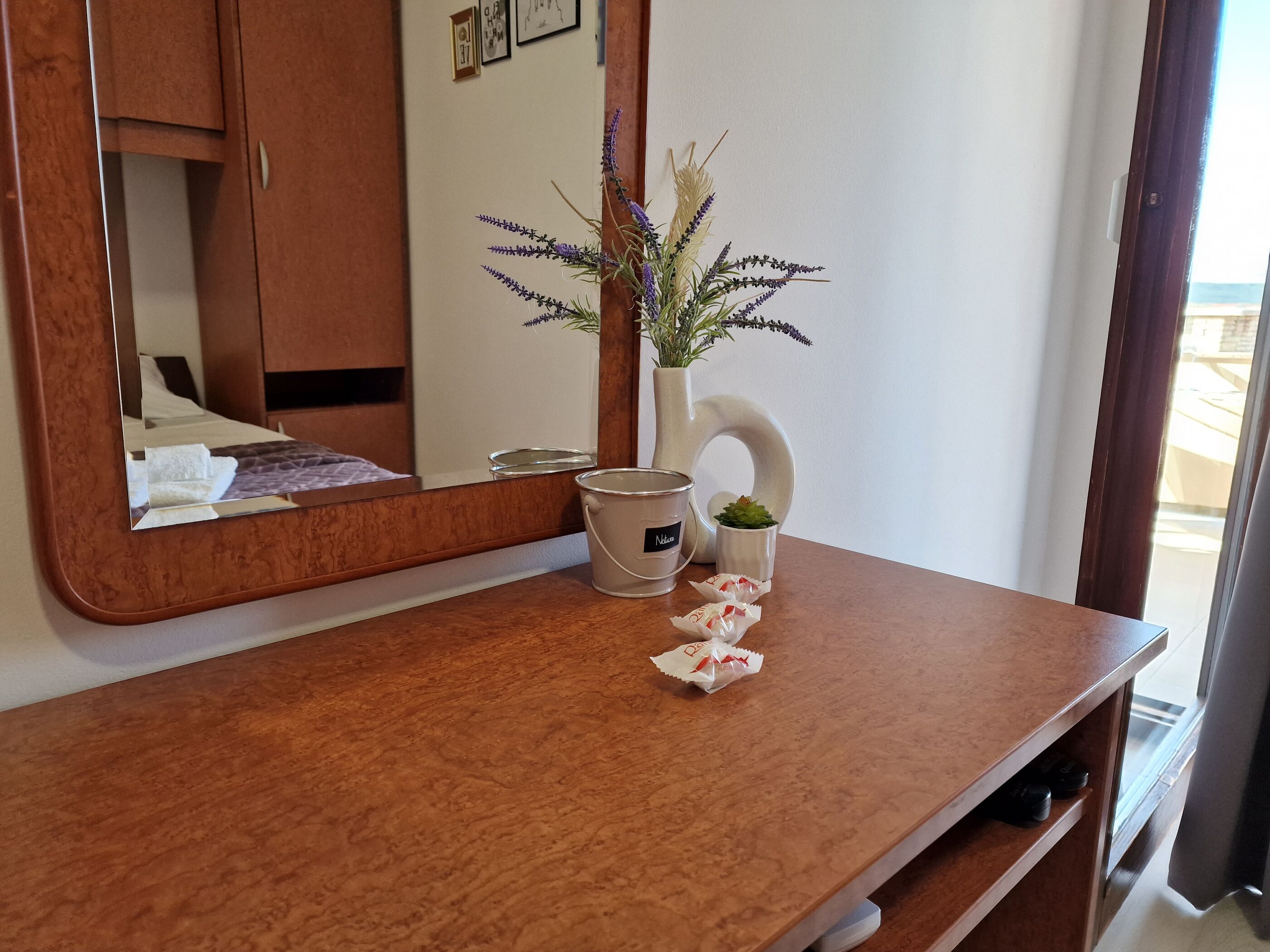 Apartment and Rooms Zora 99911-S1