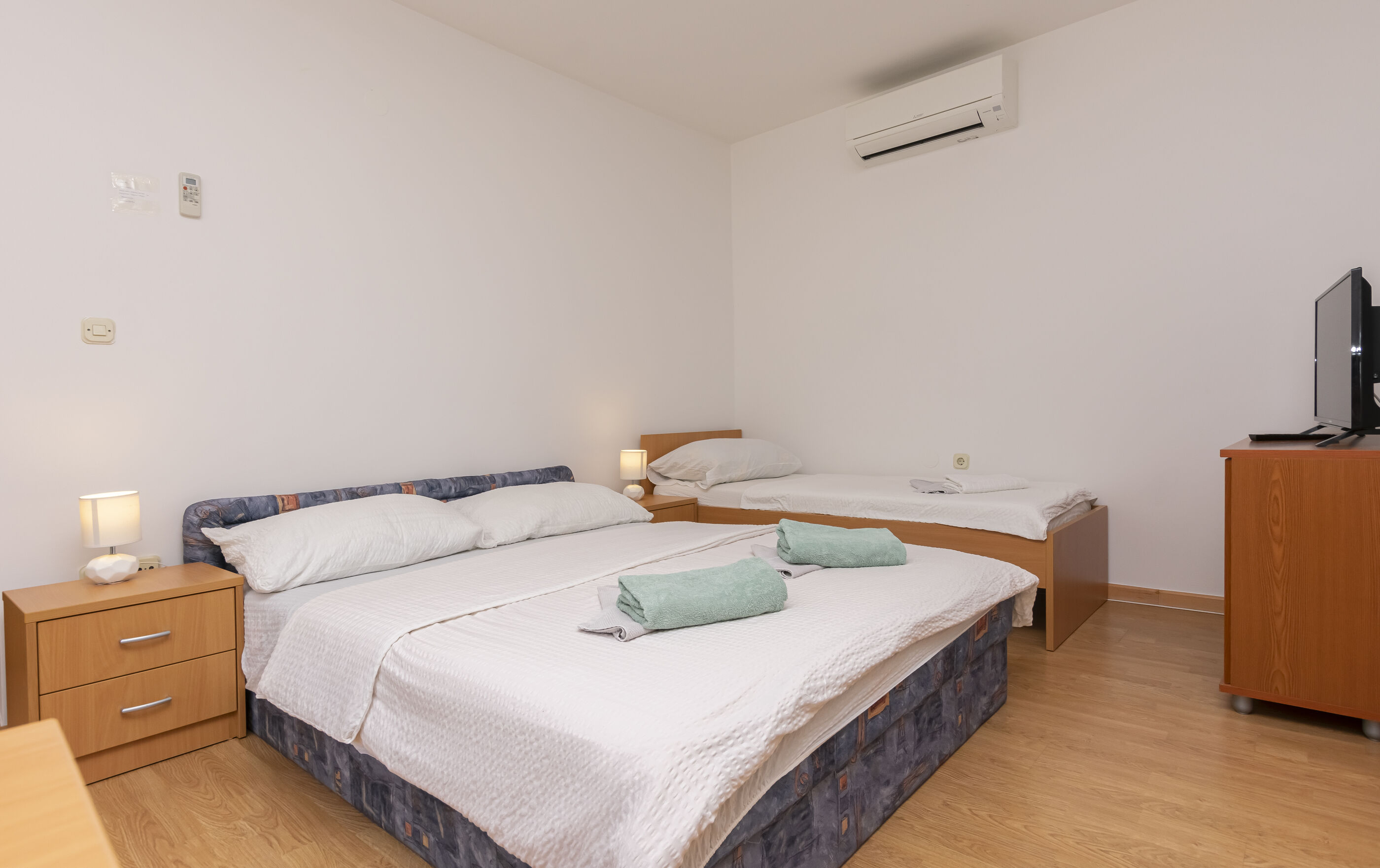 Apartments Villa Milas with pool 99601-A1