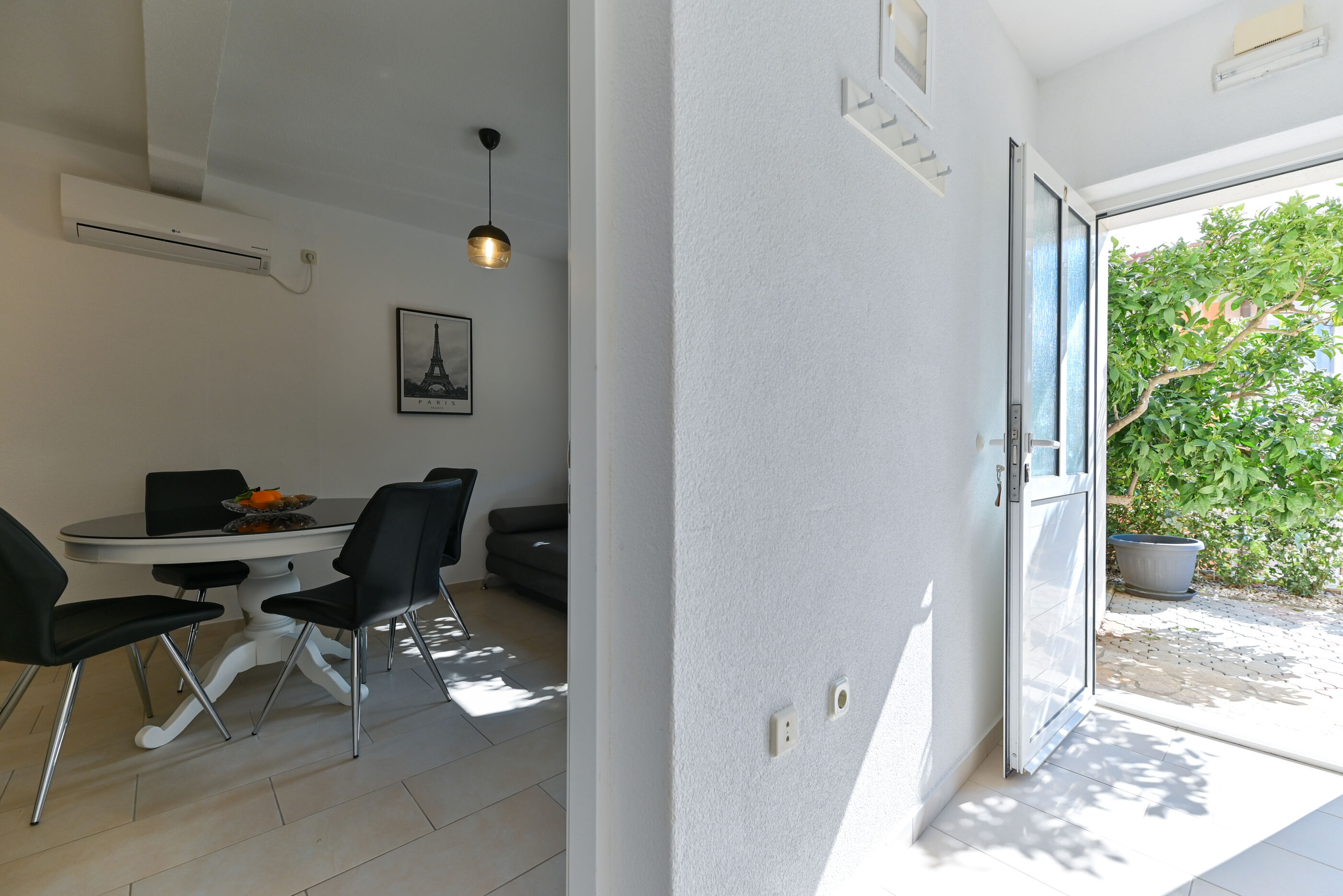 Apartments Kapetan 24961-A1