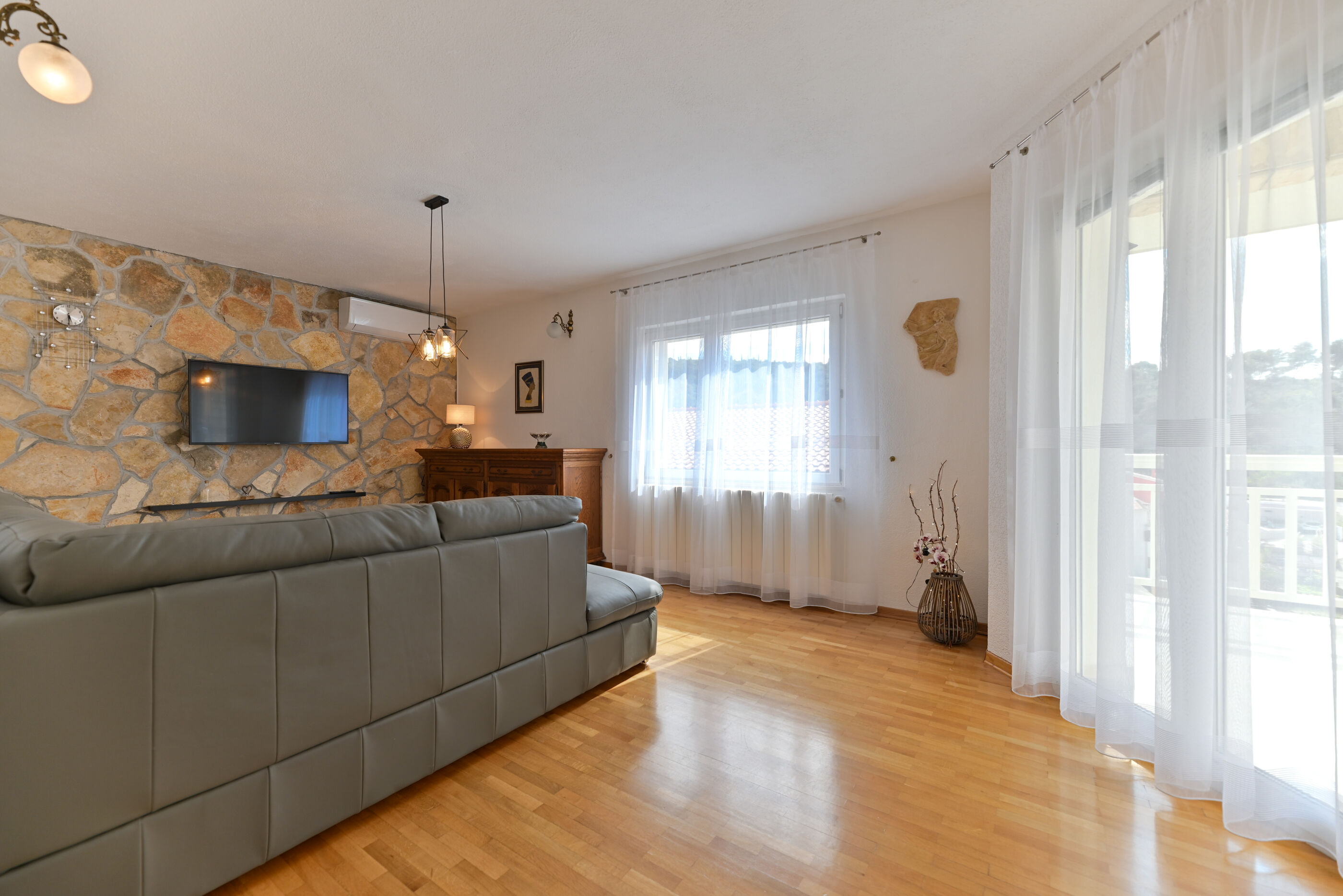 Apartments Kapetan 24961-A2