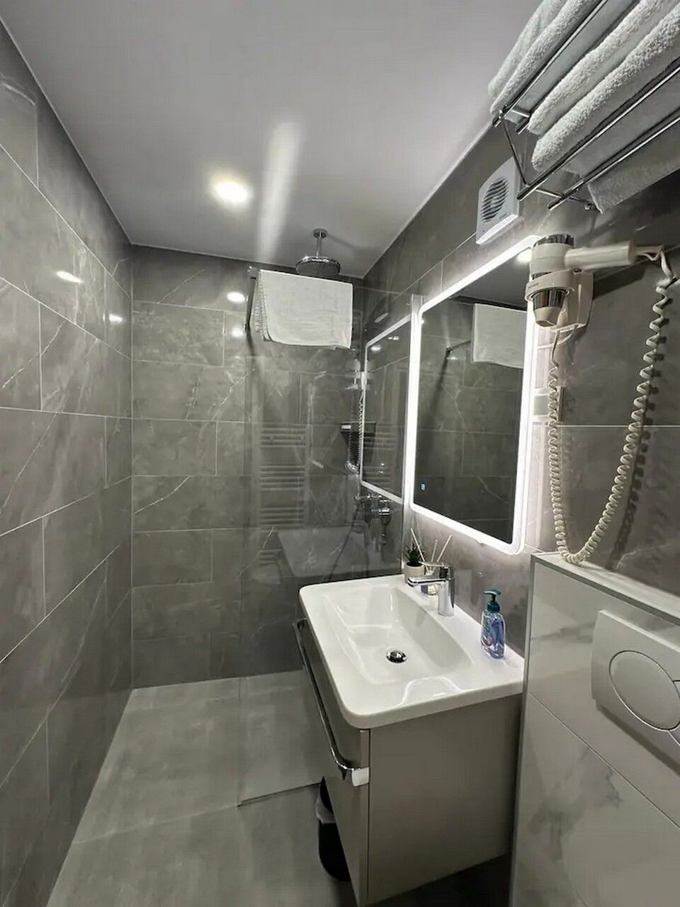 Apartments and Rooms Villa Marija 99551-S8