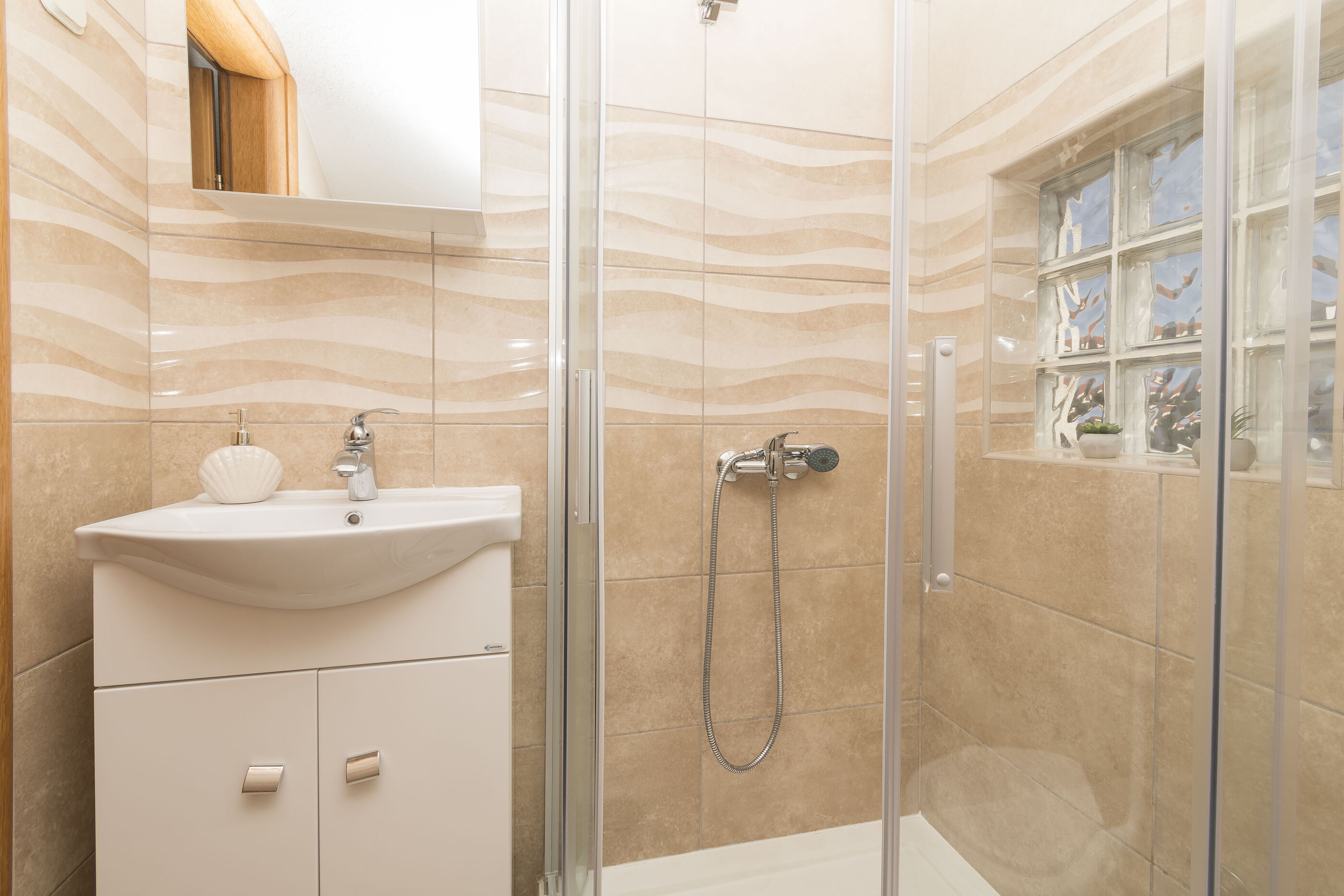 Apartments Villaarta Murter 98791-A2