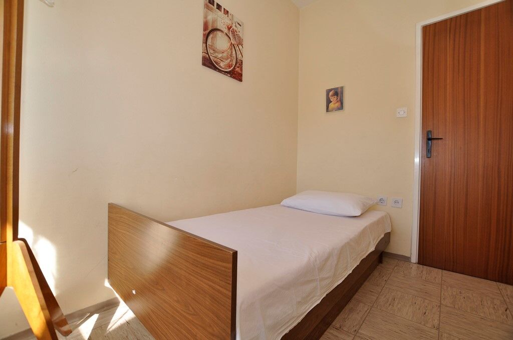 Apartments Antonio 98601-A2