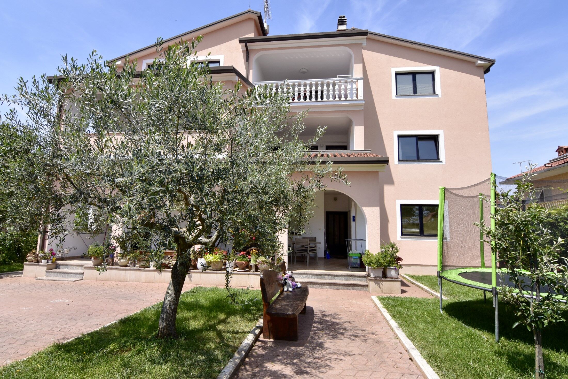 Apartments Danica 75071-A1