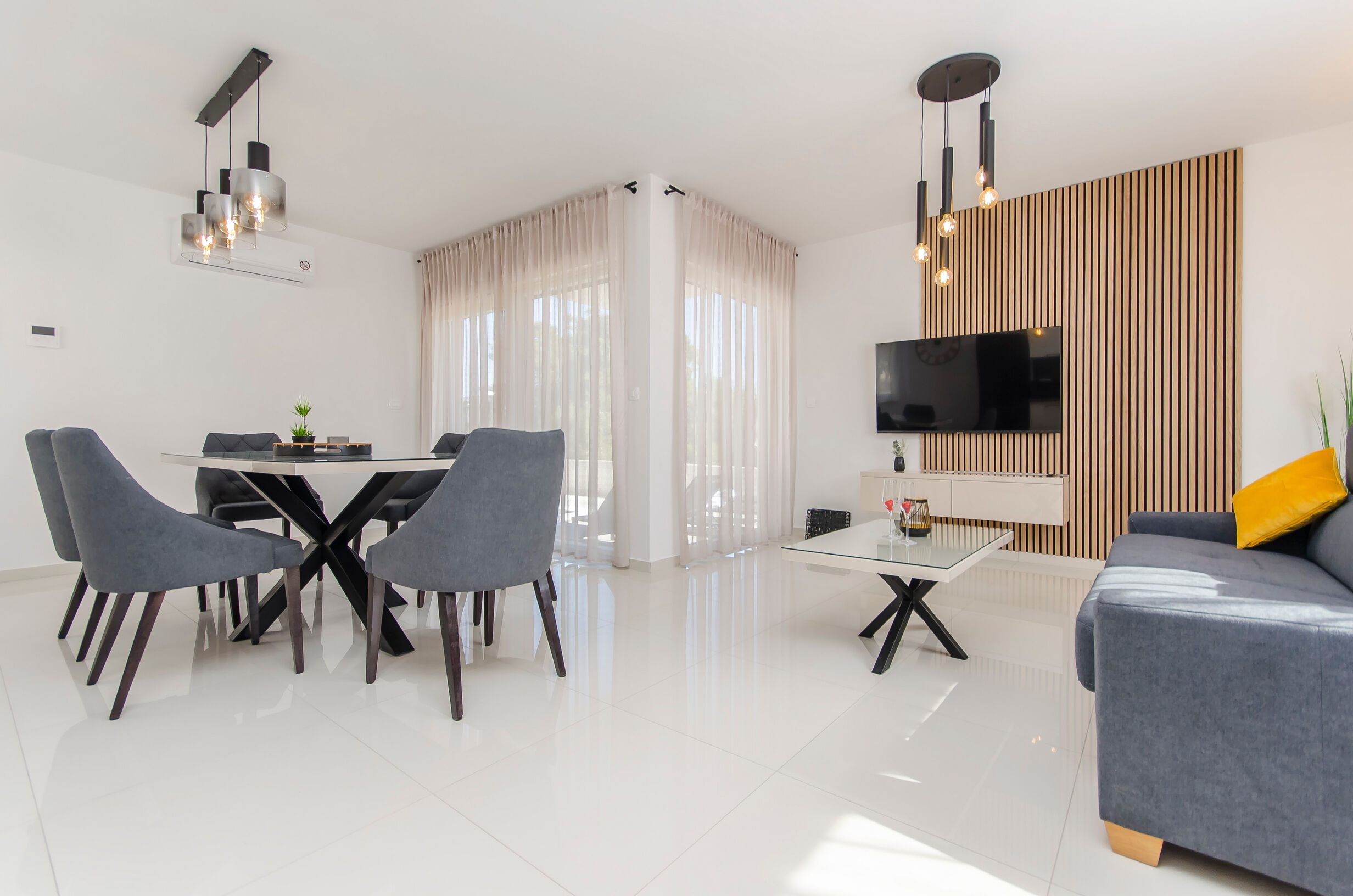 Apartments Villa V2 100031-A1