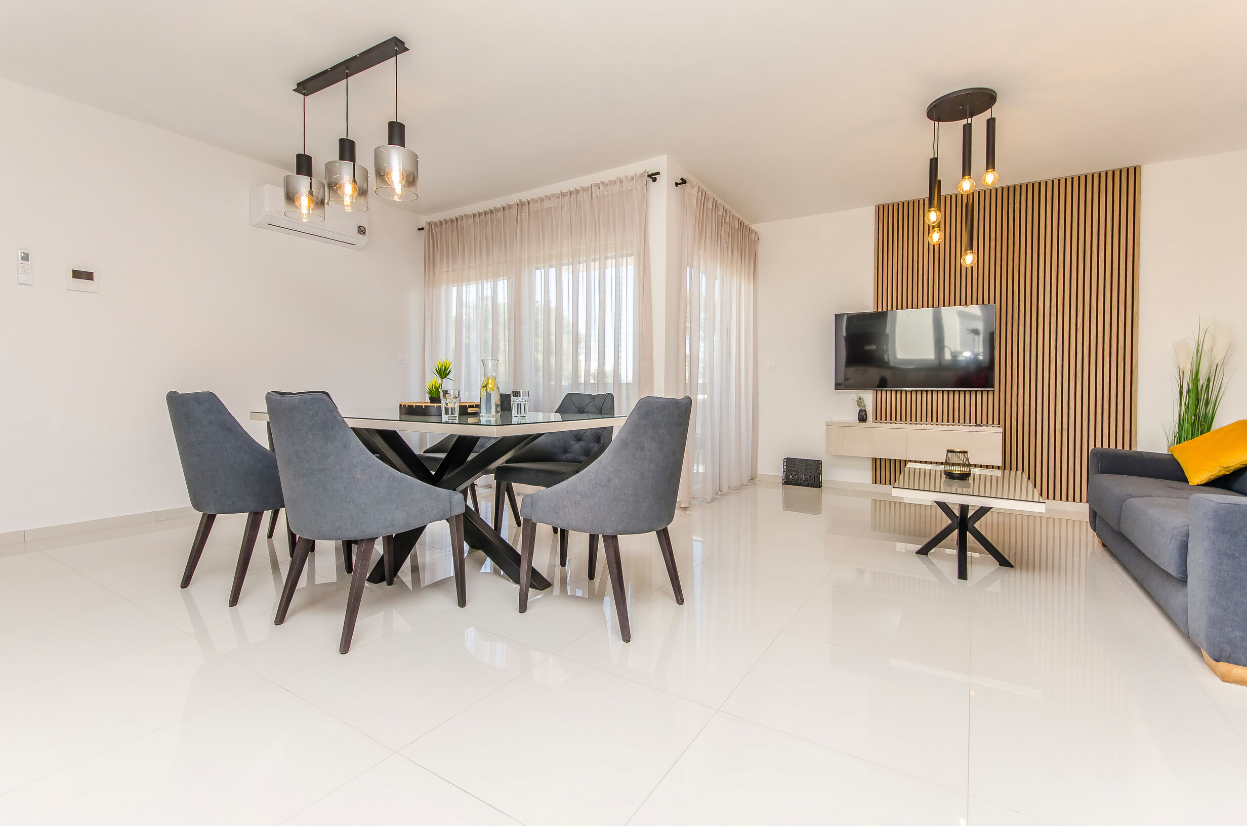 Apartments Villa V2 100031-A2
