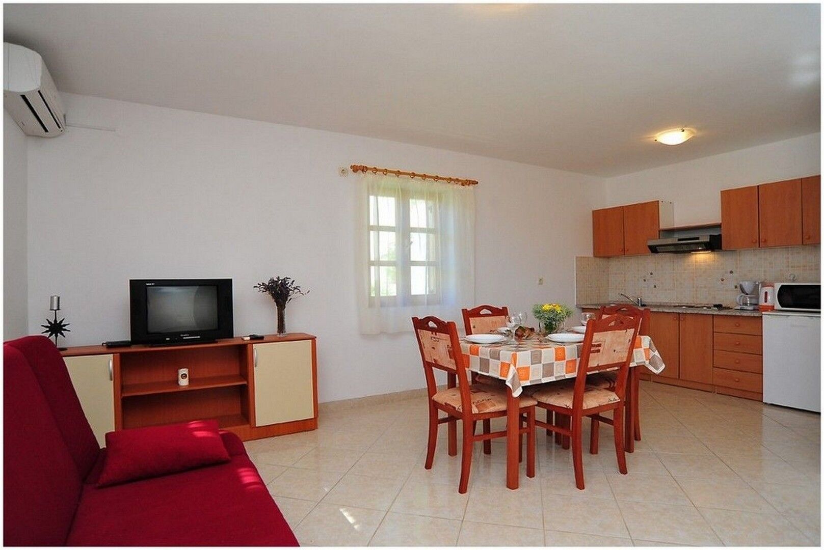 Apartments Radovic Biljana 17499-A1