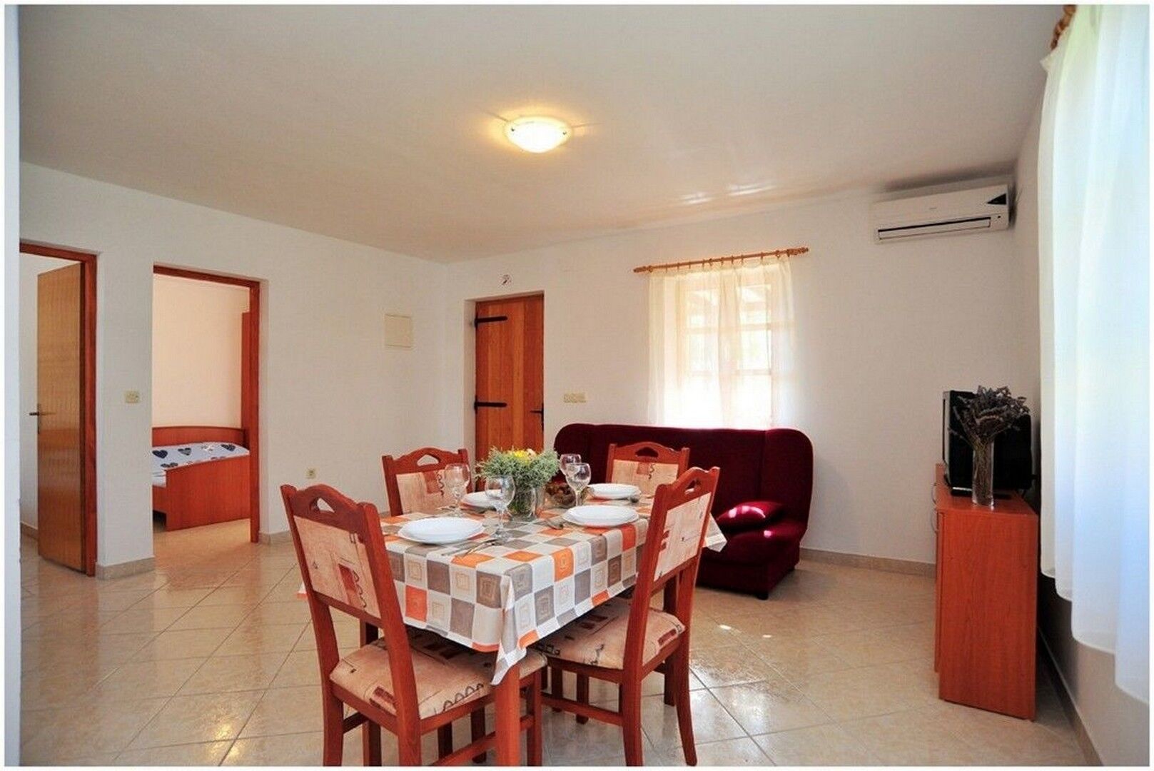 Apartments Radovic Biljana 17499-A1