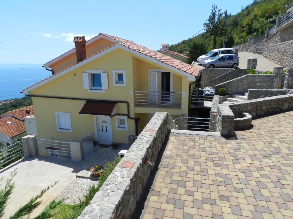 Apartments Belvedere 97120-A2