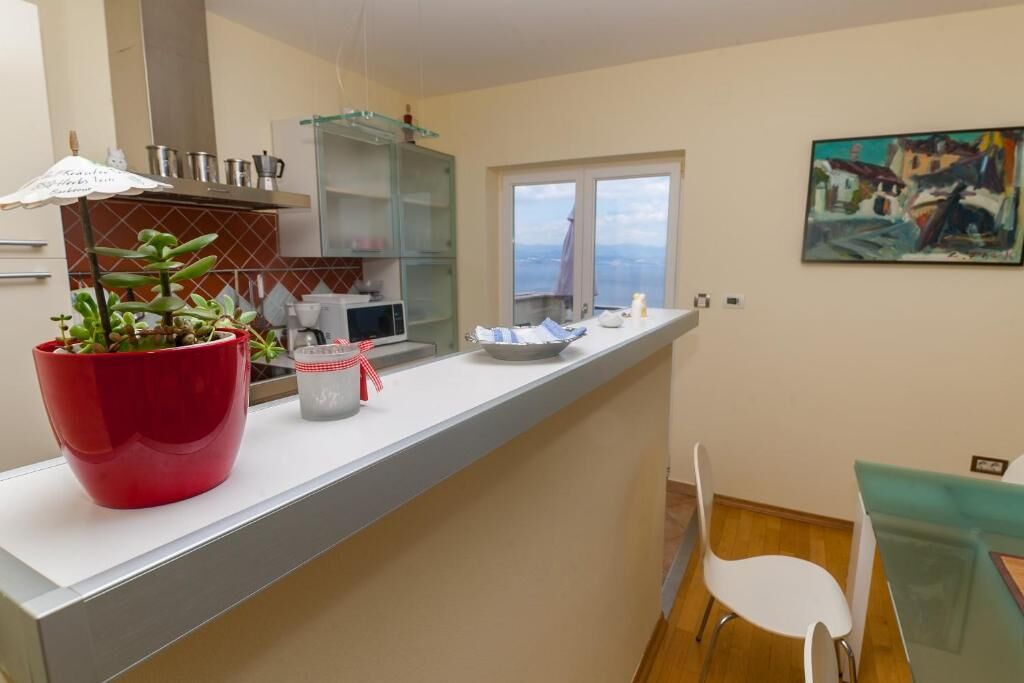 Apartments Belvedere 97120-A2