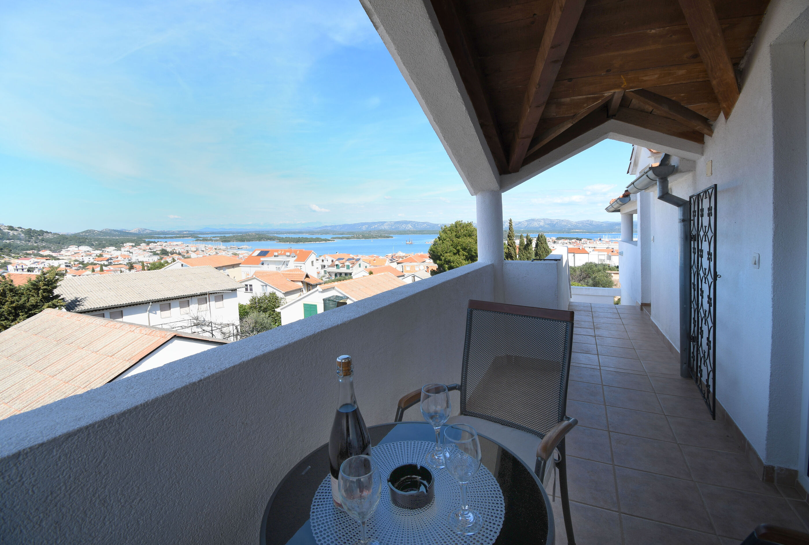 Apartments Villaarta Murter 98791-A5