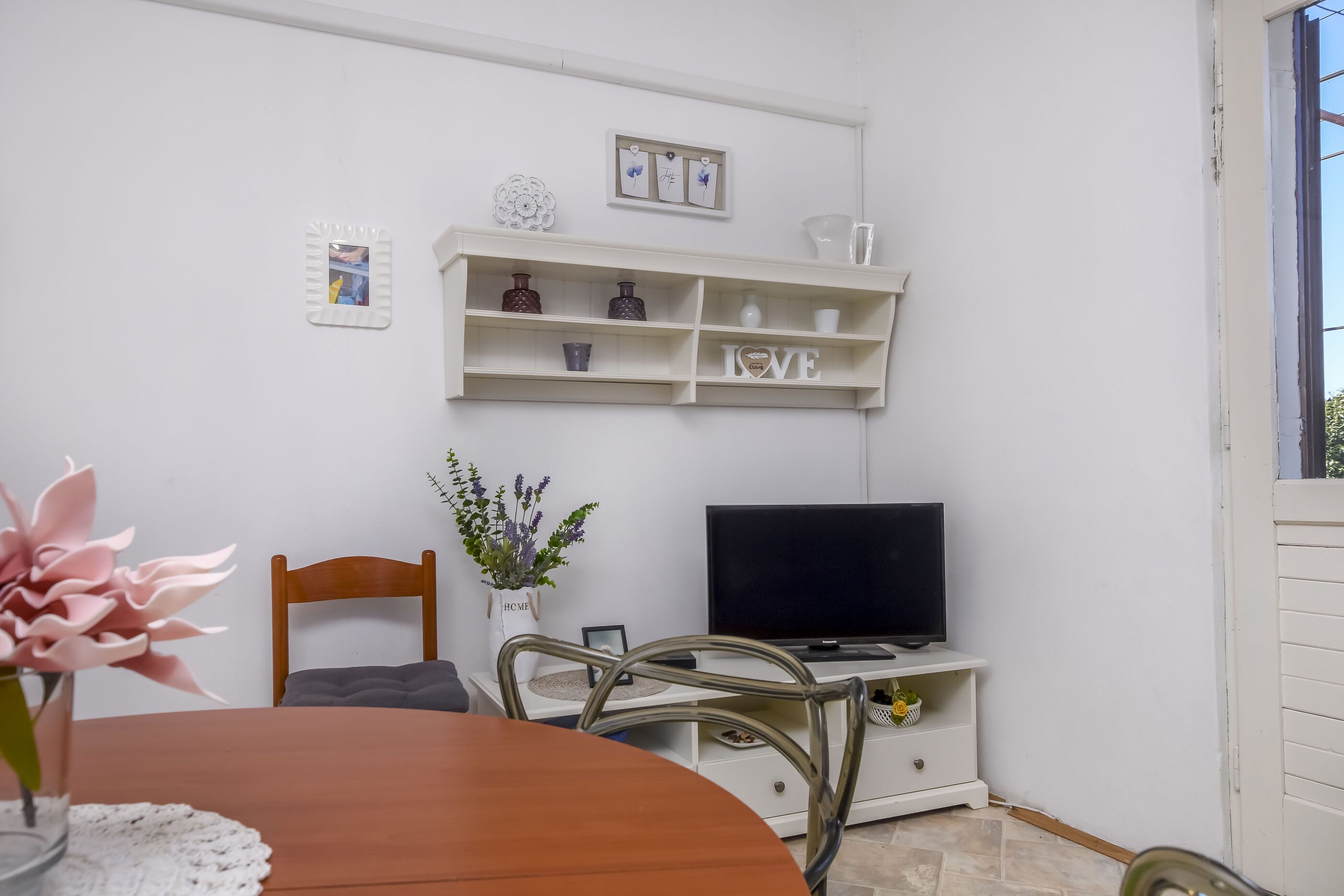 Apartment Summer Time 100101-A1