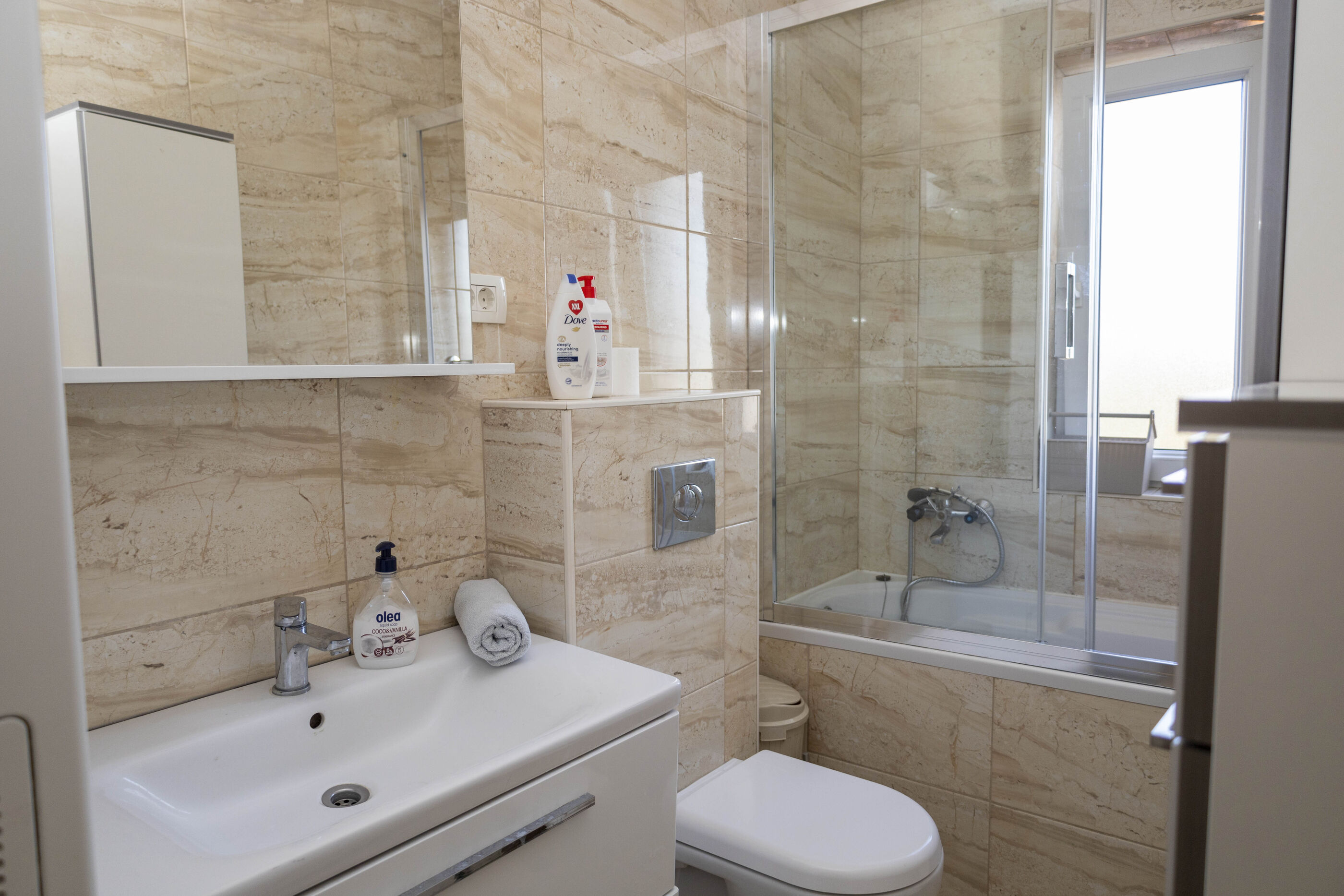 Apartments Ivan 28011-A2