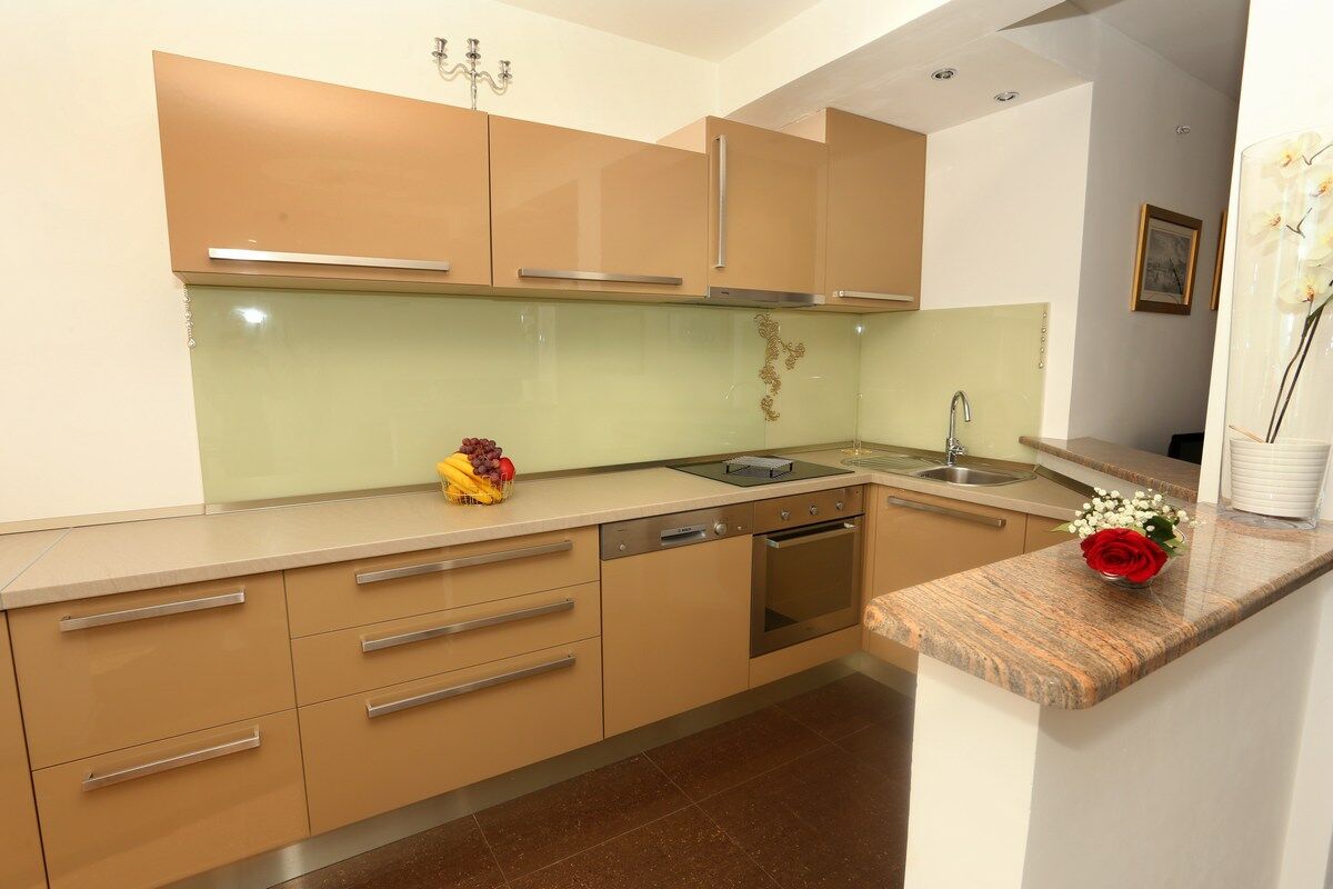 Apartments Hermes 100061-A2