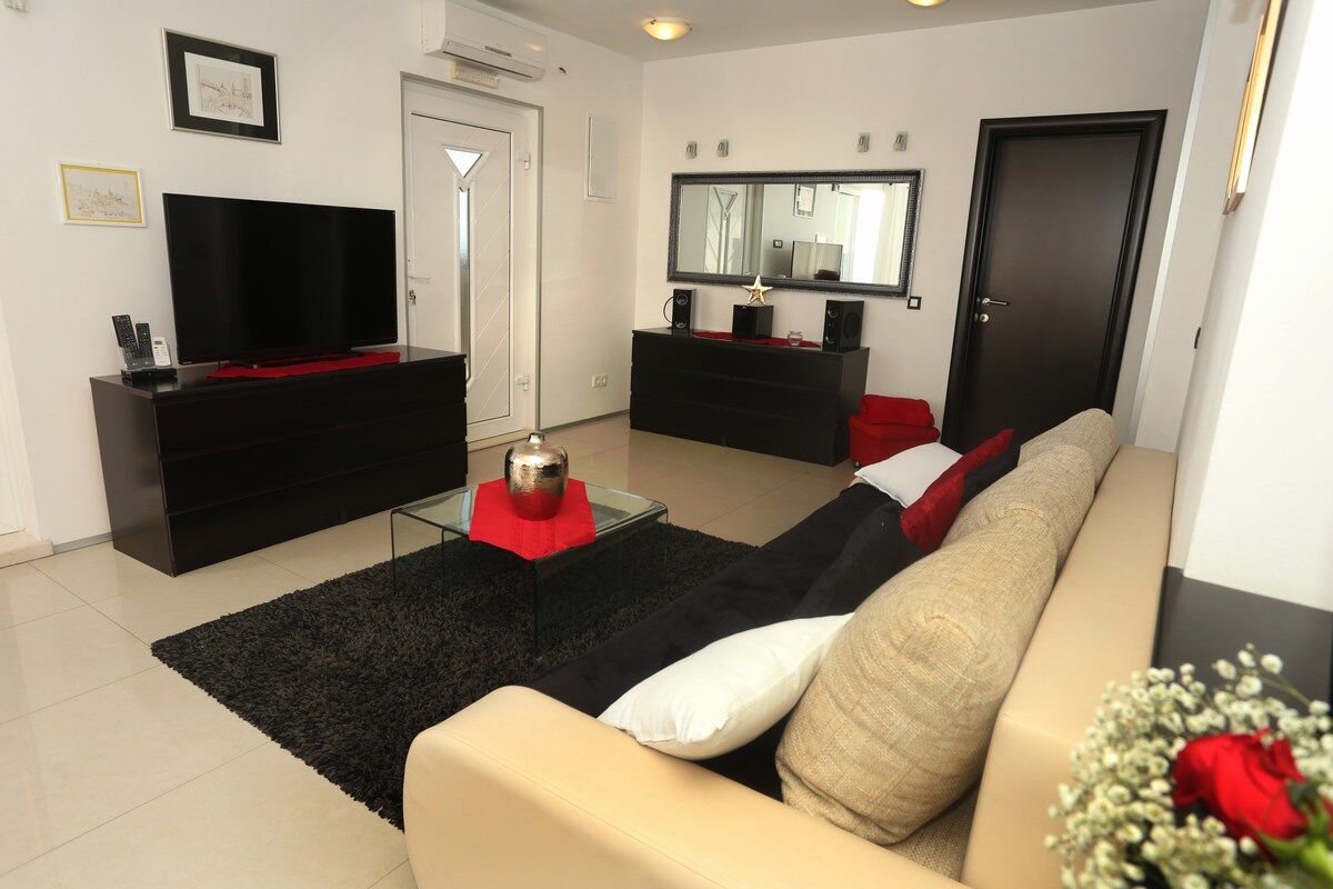 Apartments Hermes 100061-A3