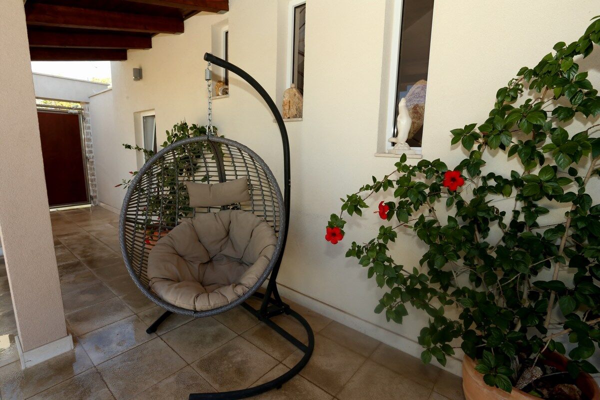 Apartments Hermes 100061-A1
