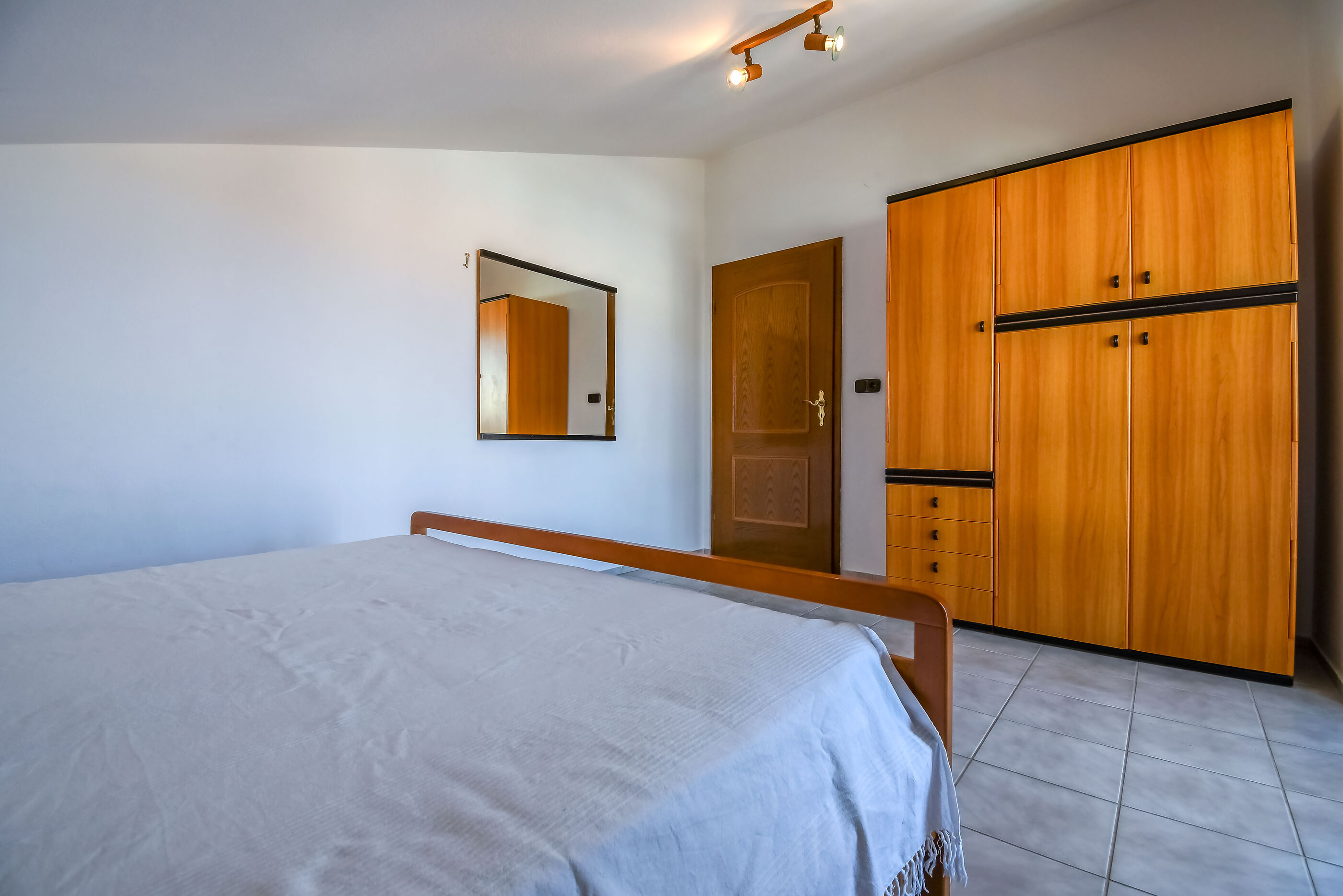 Apartments Anna 59131-A4