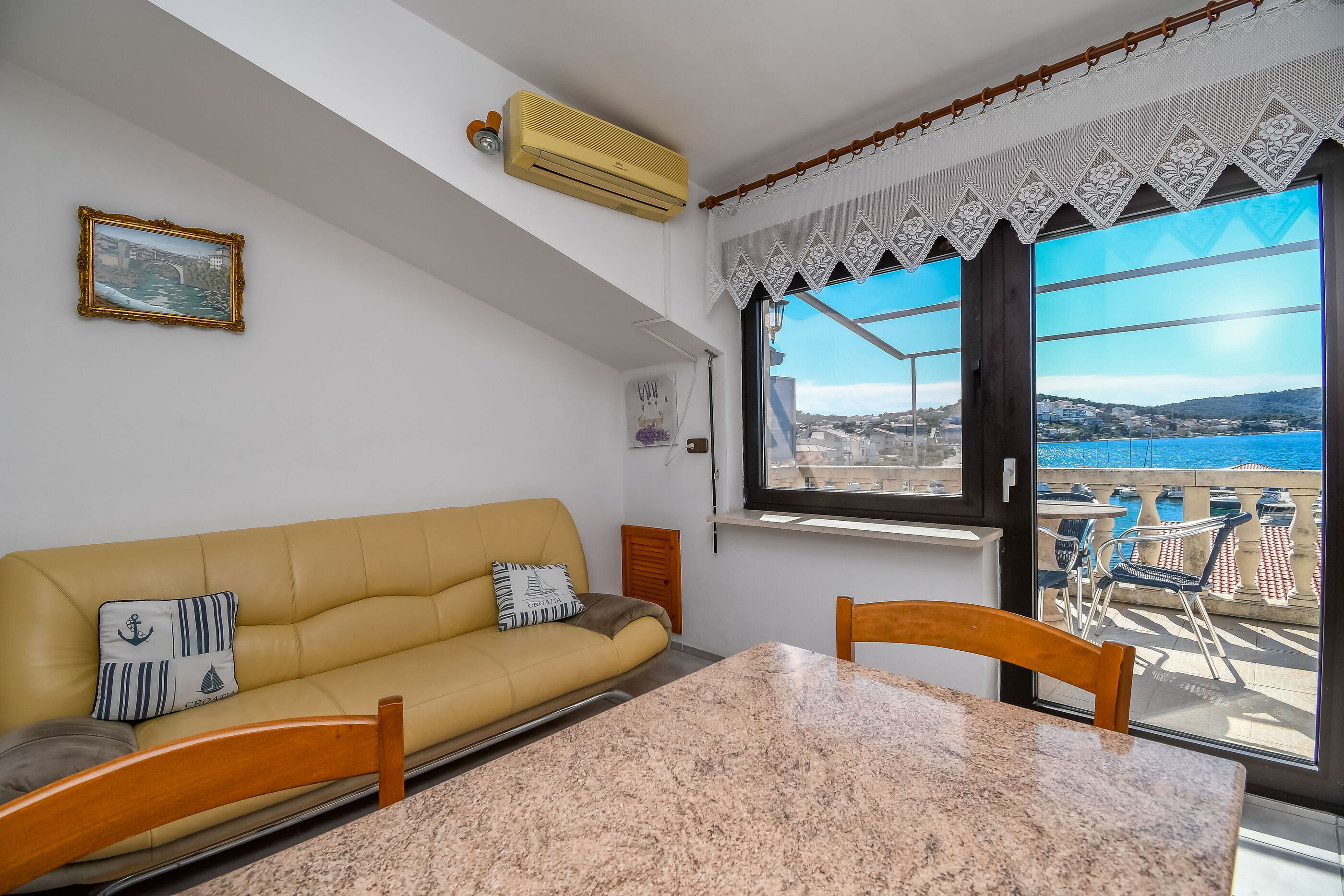 Apartments Anna 59131-A4