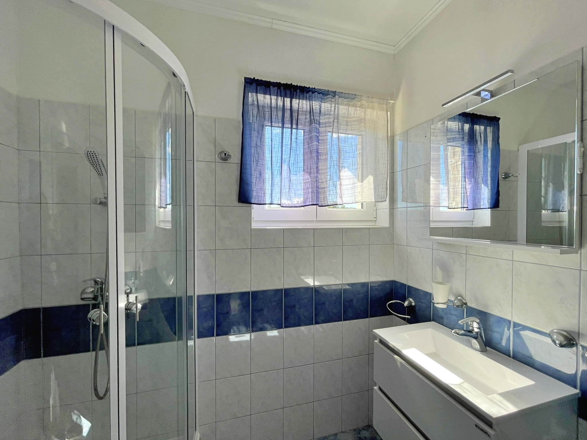 Apartments NEPTUN 63761-A1