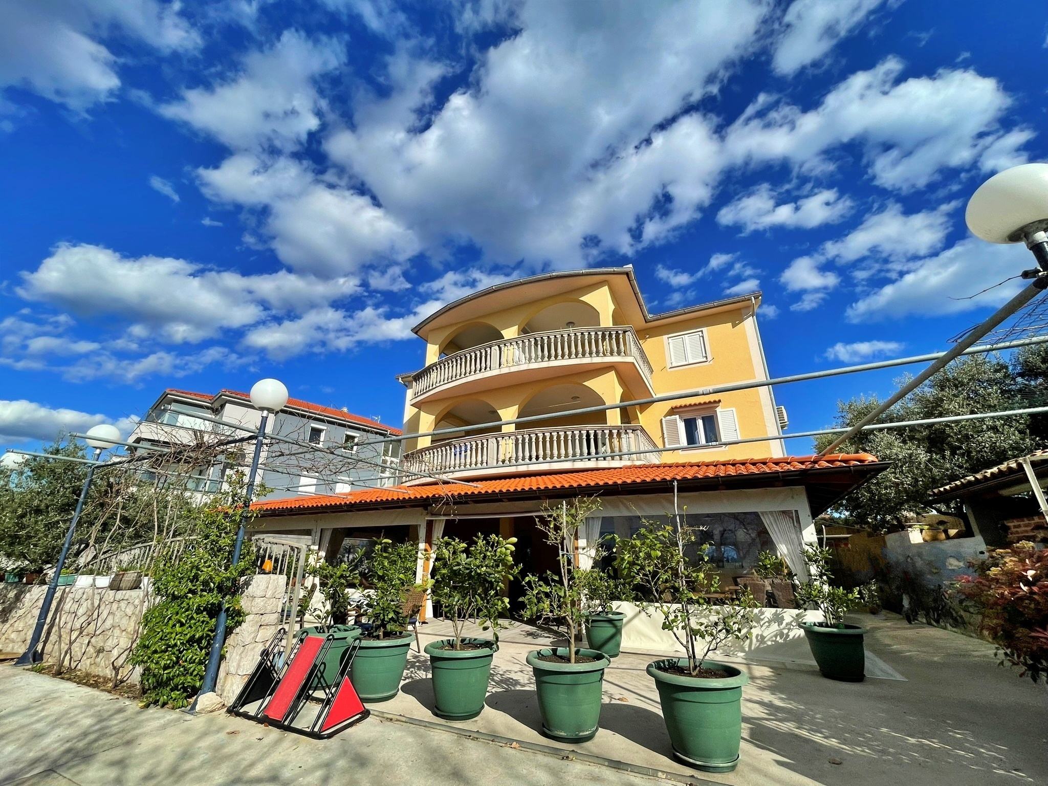 Apartments NEPTUN 63761-A1