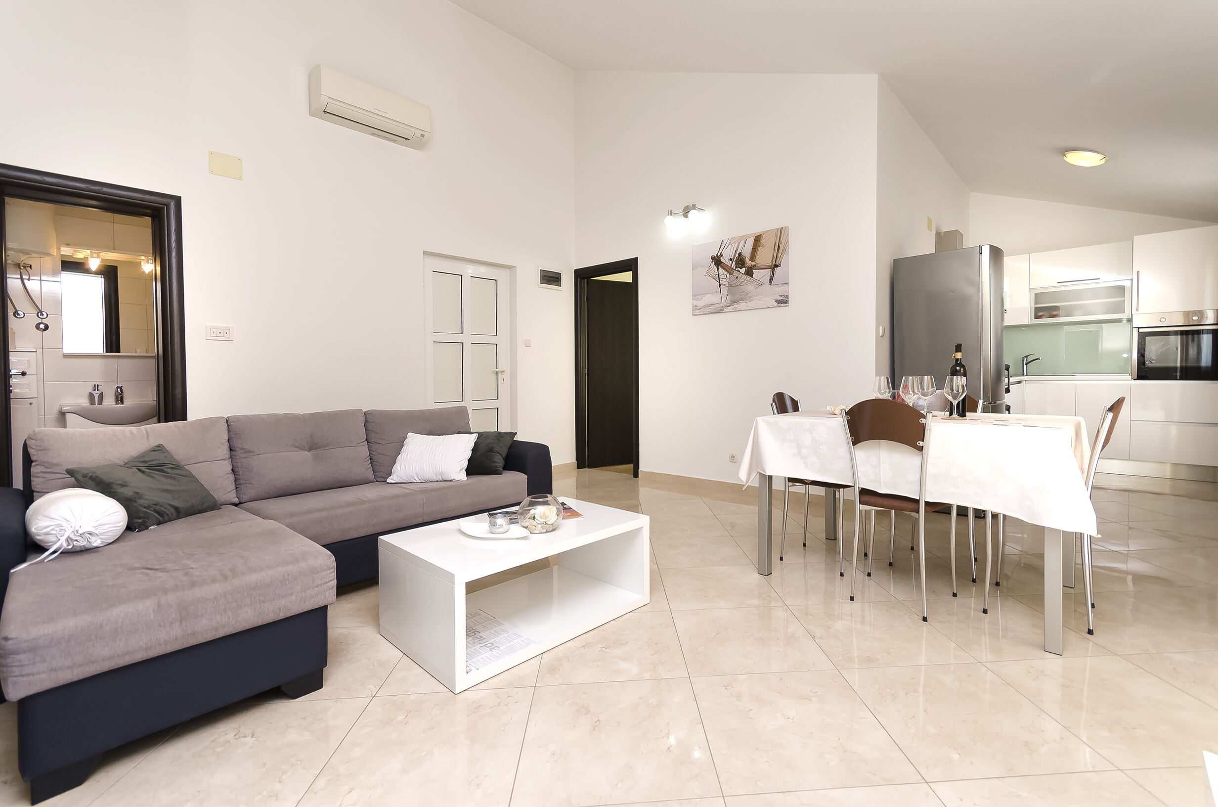 Apartments Family idyll 98051-A1