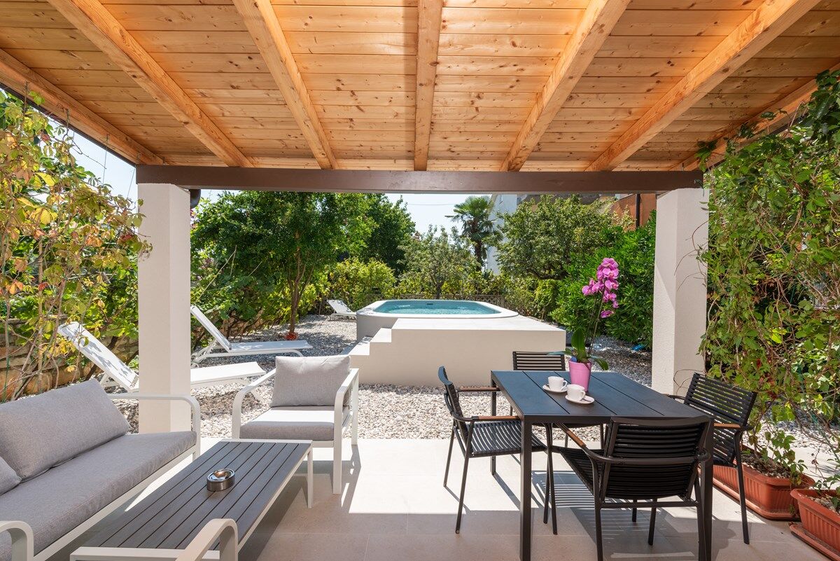 Villa Alis 74303-K1