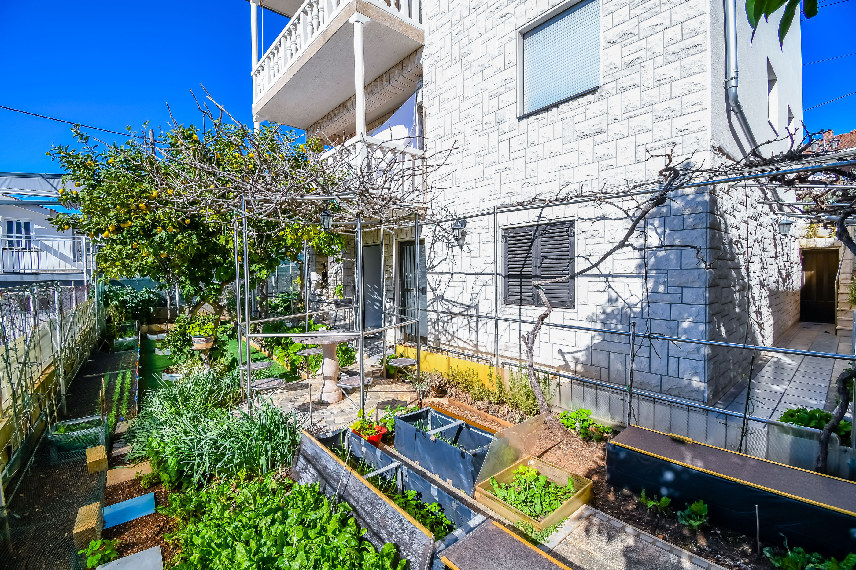 Apartments Anna 59131-A2