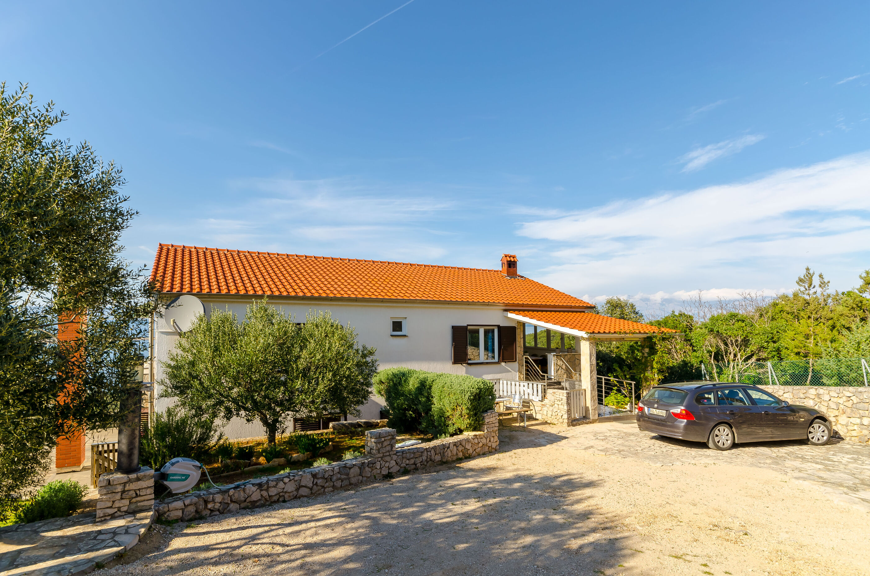 Apartments Mrvelj 100301-A2